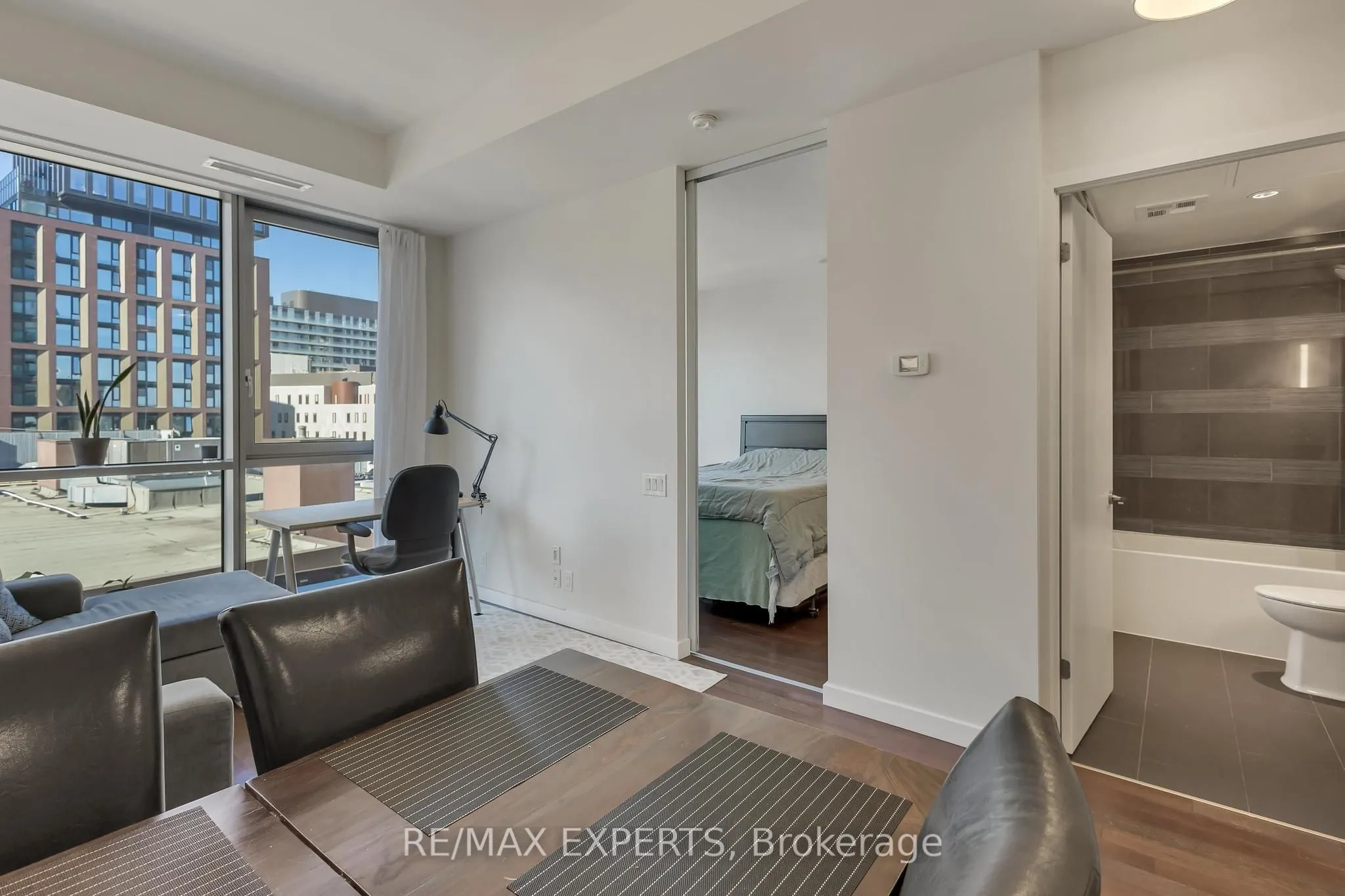 390 Cherry Street, #302