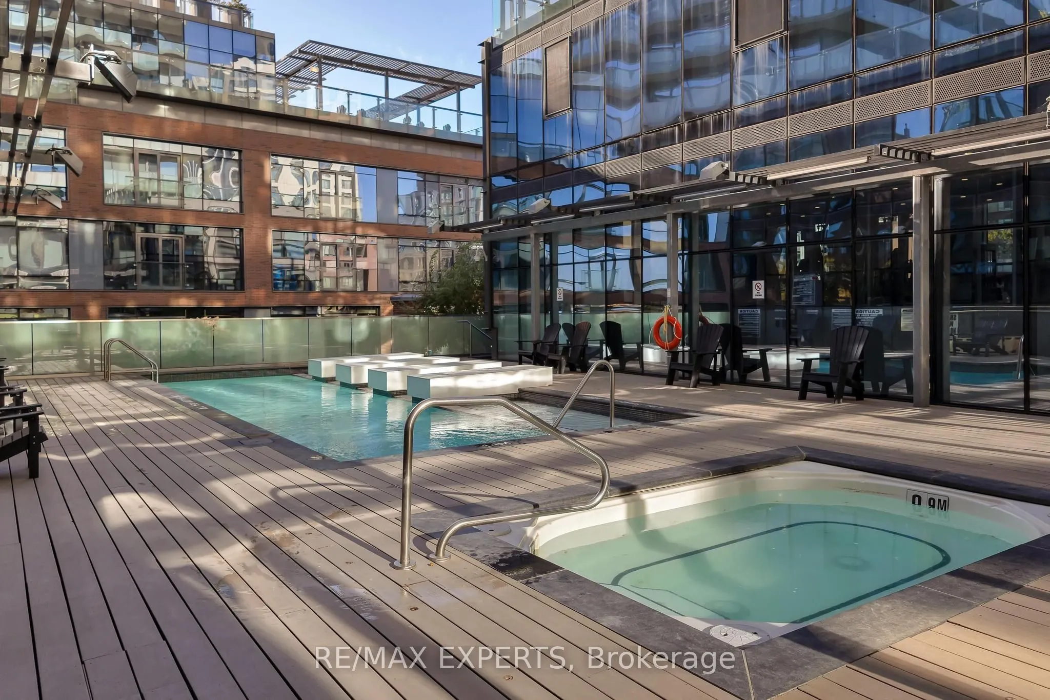 390 Cherry Street, #302