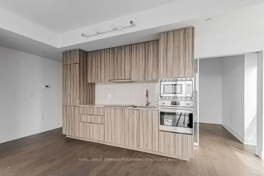955 Bay Street, #3106