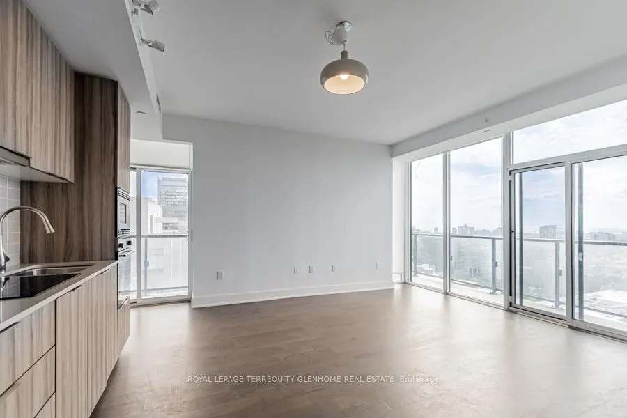 955 Bay Street, #3106