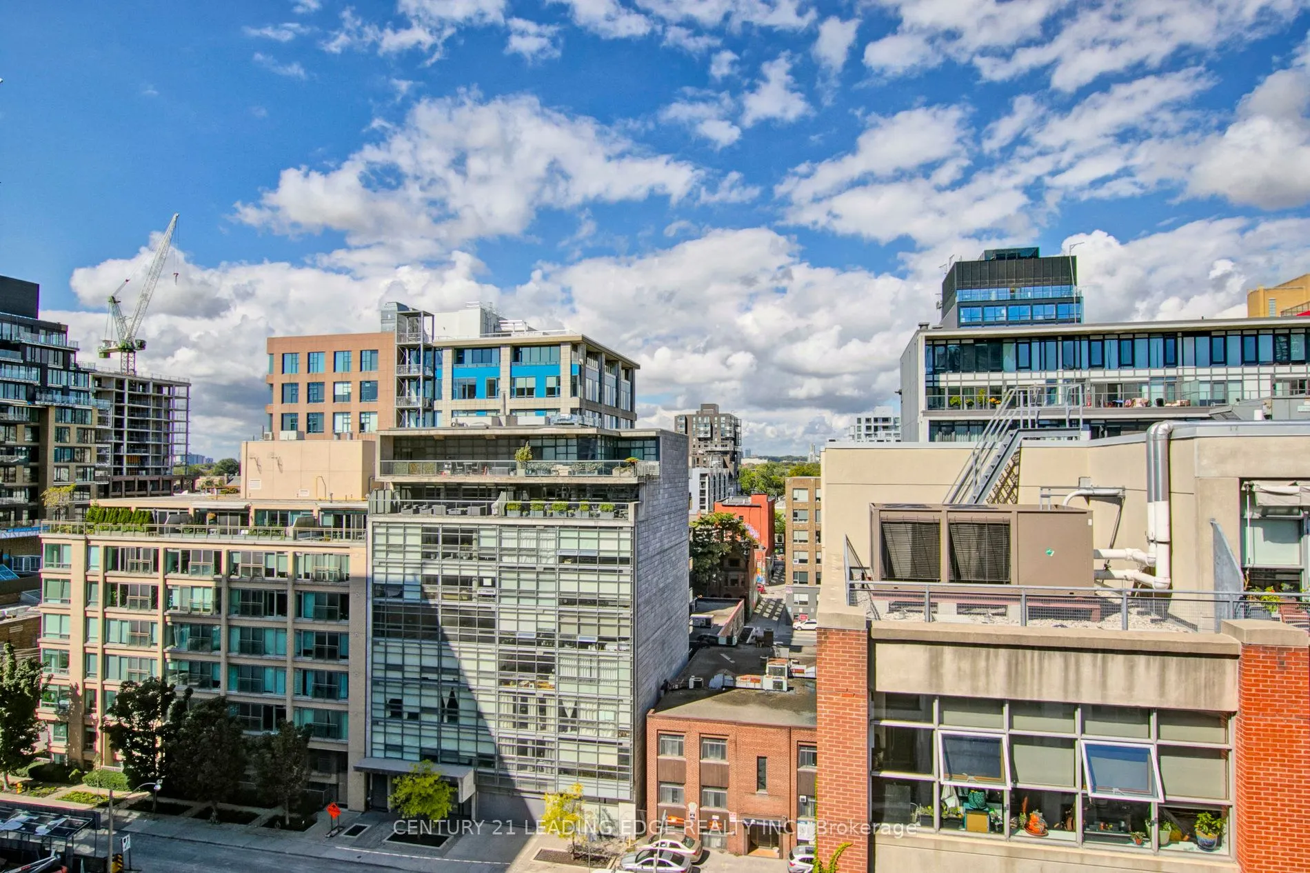 39 Brant Street, #908