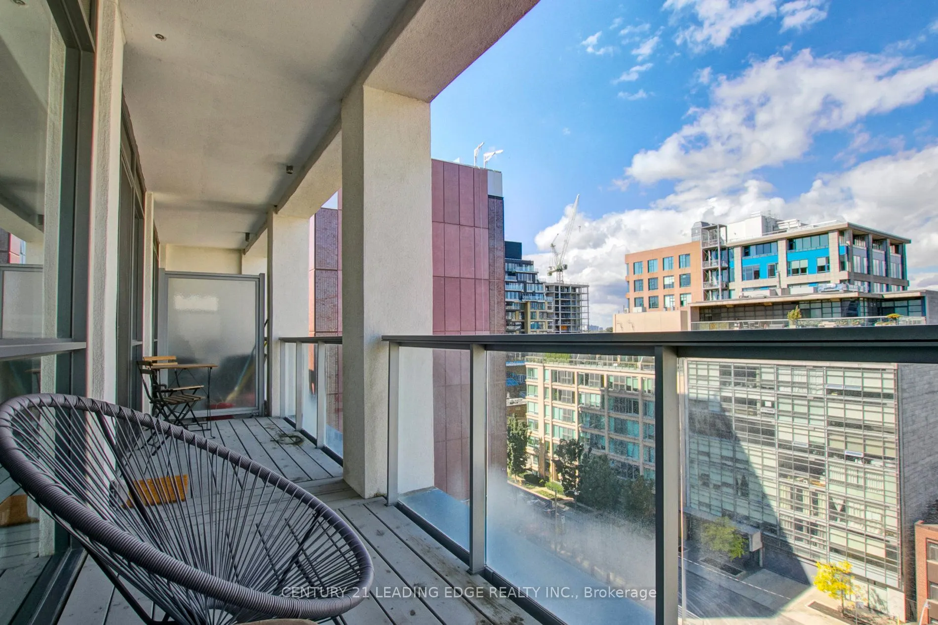 39 Brant Street, #908