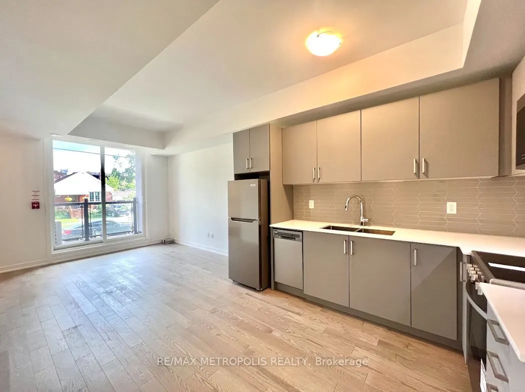 8 Marquette Avenue, #3