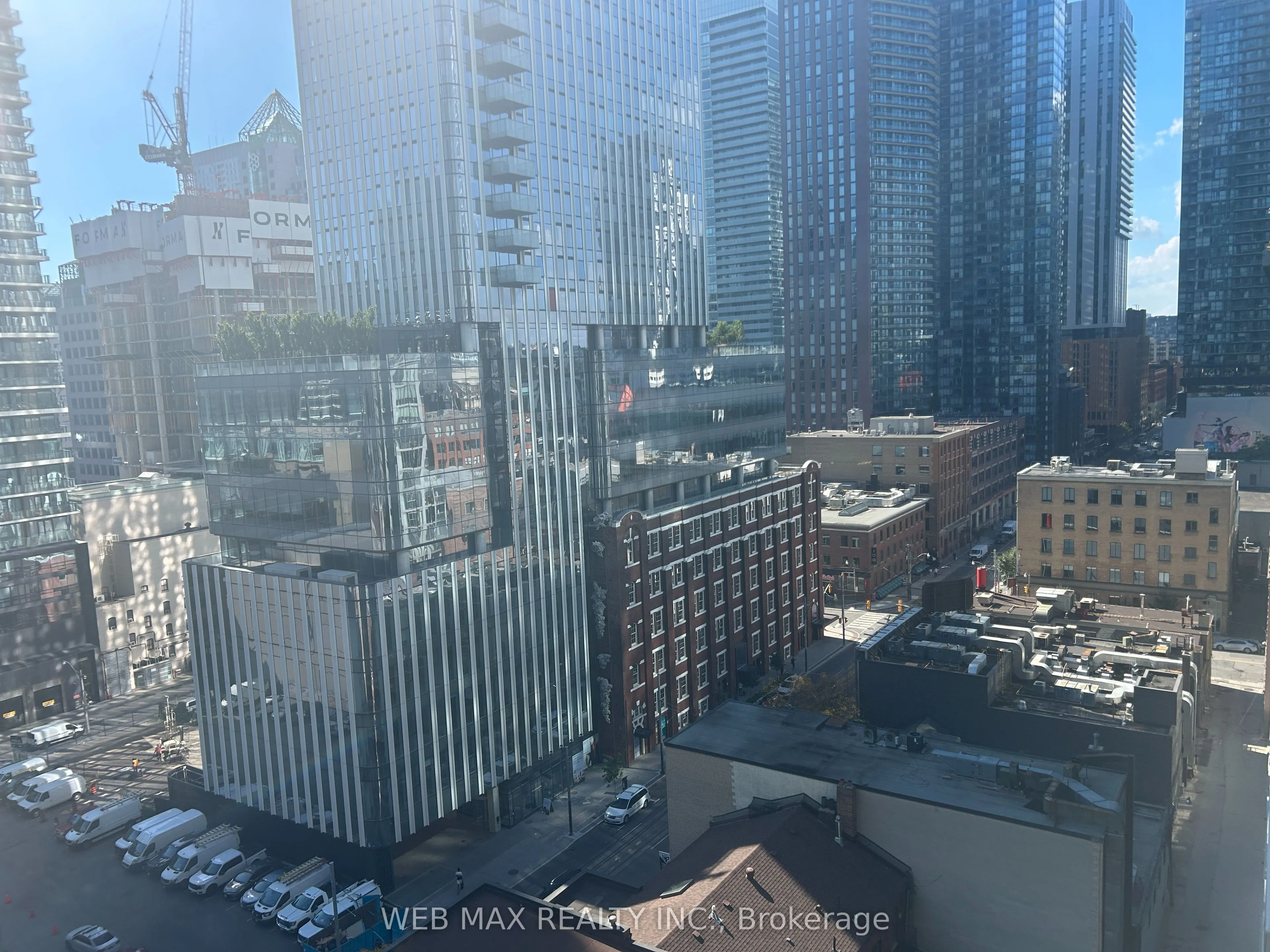 126 Simcoe Street, #1303