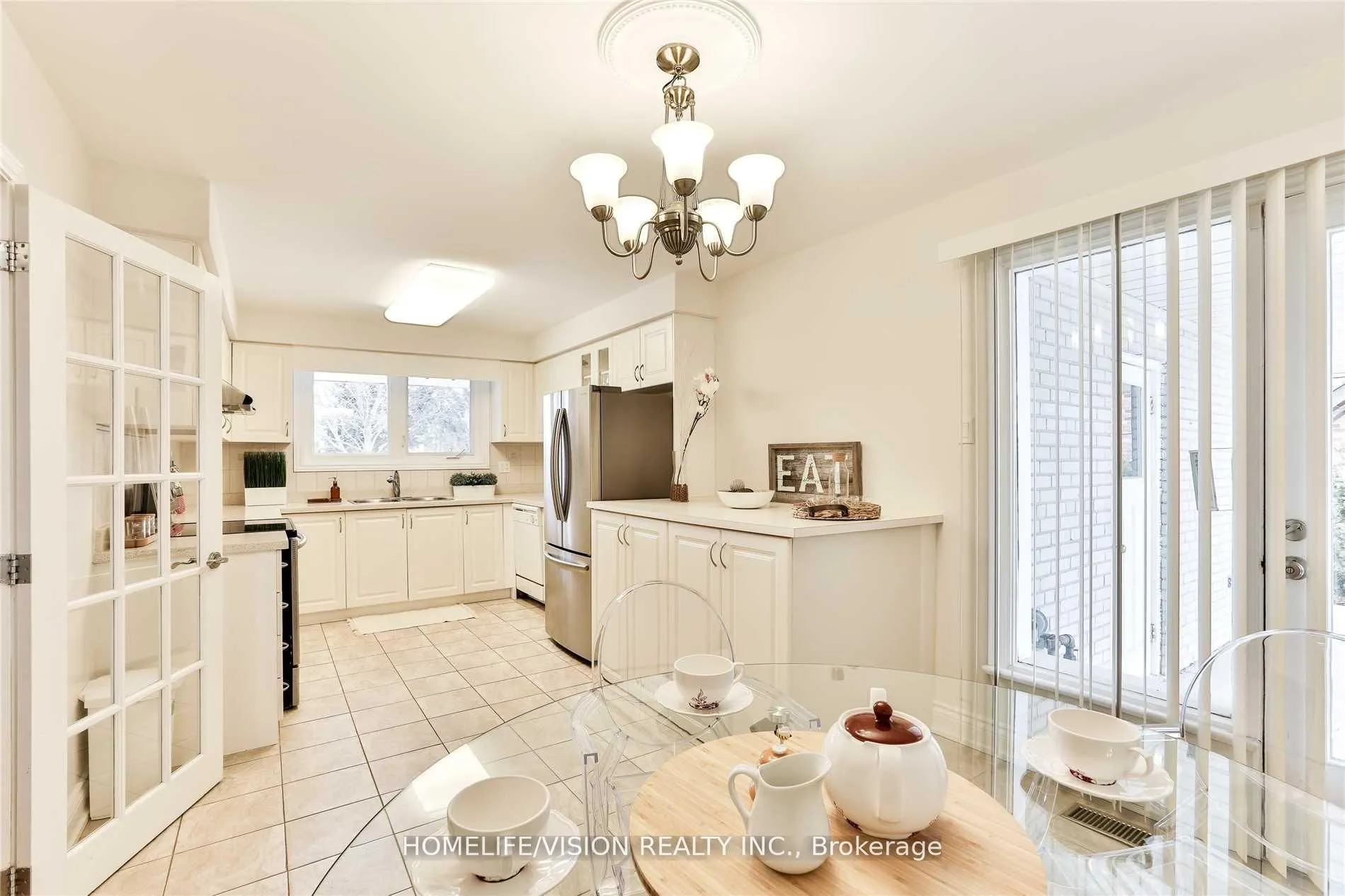 111 Bannatyne Drive