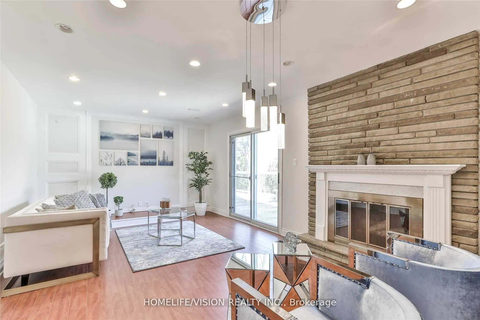 111 Bannatyne Drive