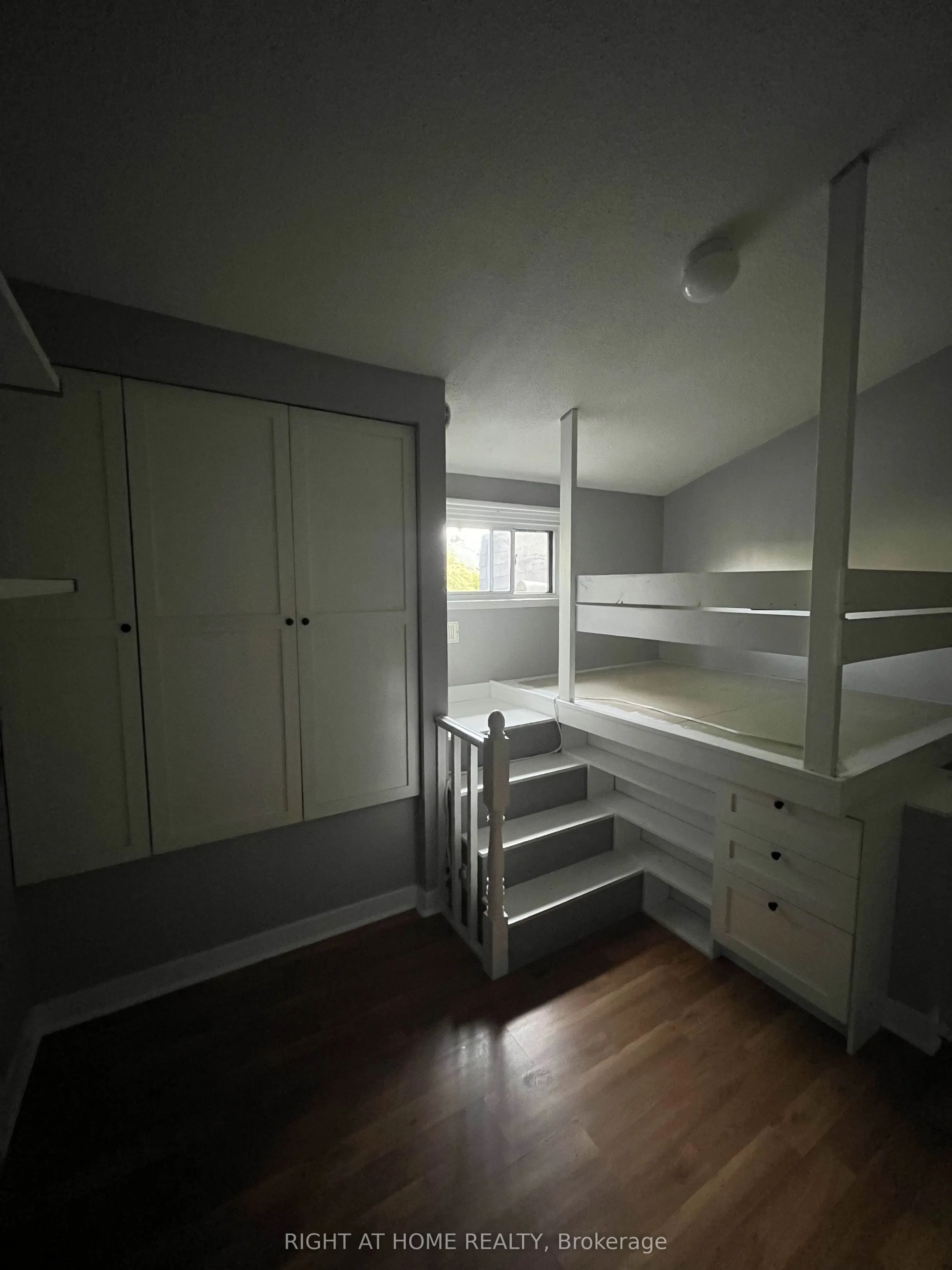 325 Jarvis Street, #32