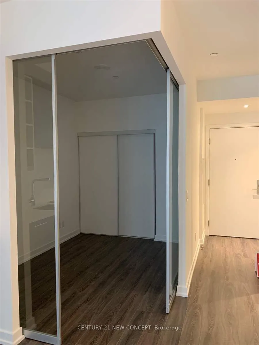 20 Edward Street, #508