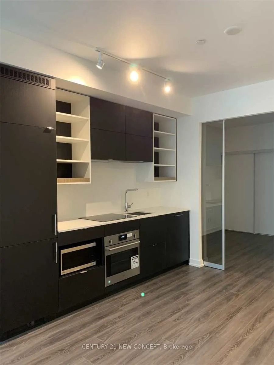 20 Edward Street, #508