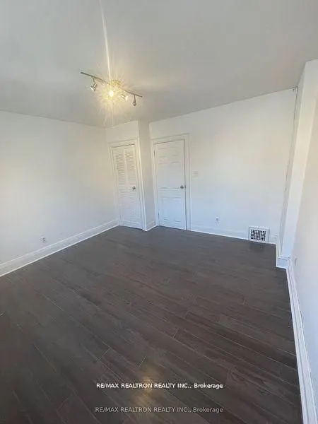 3331A Yonge Street E