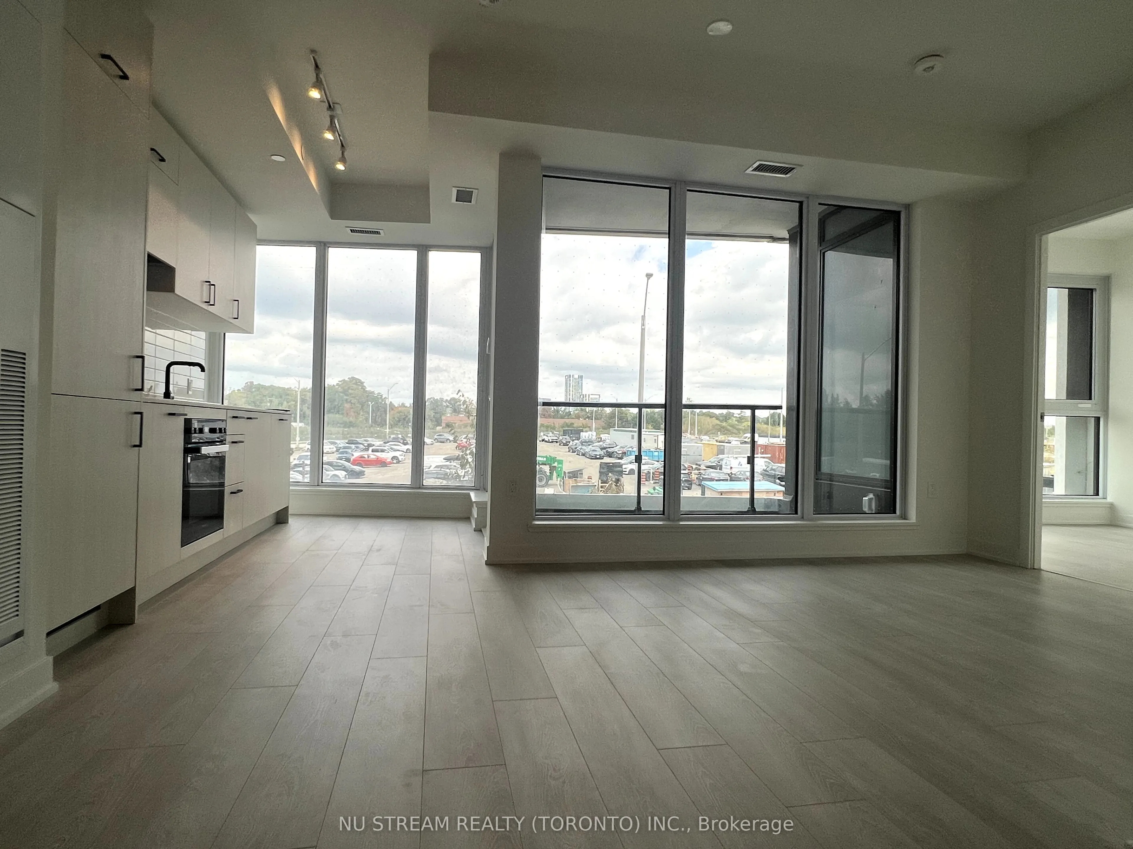 1 Kyle Lowry Road, #223