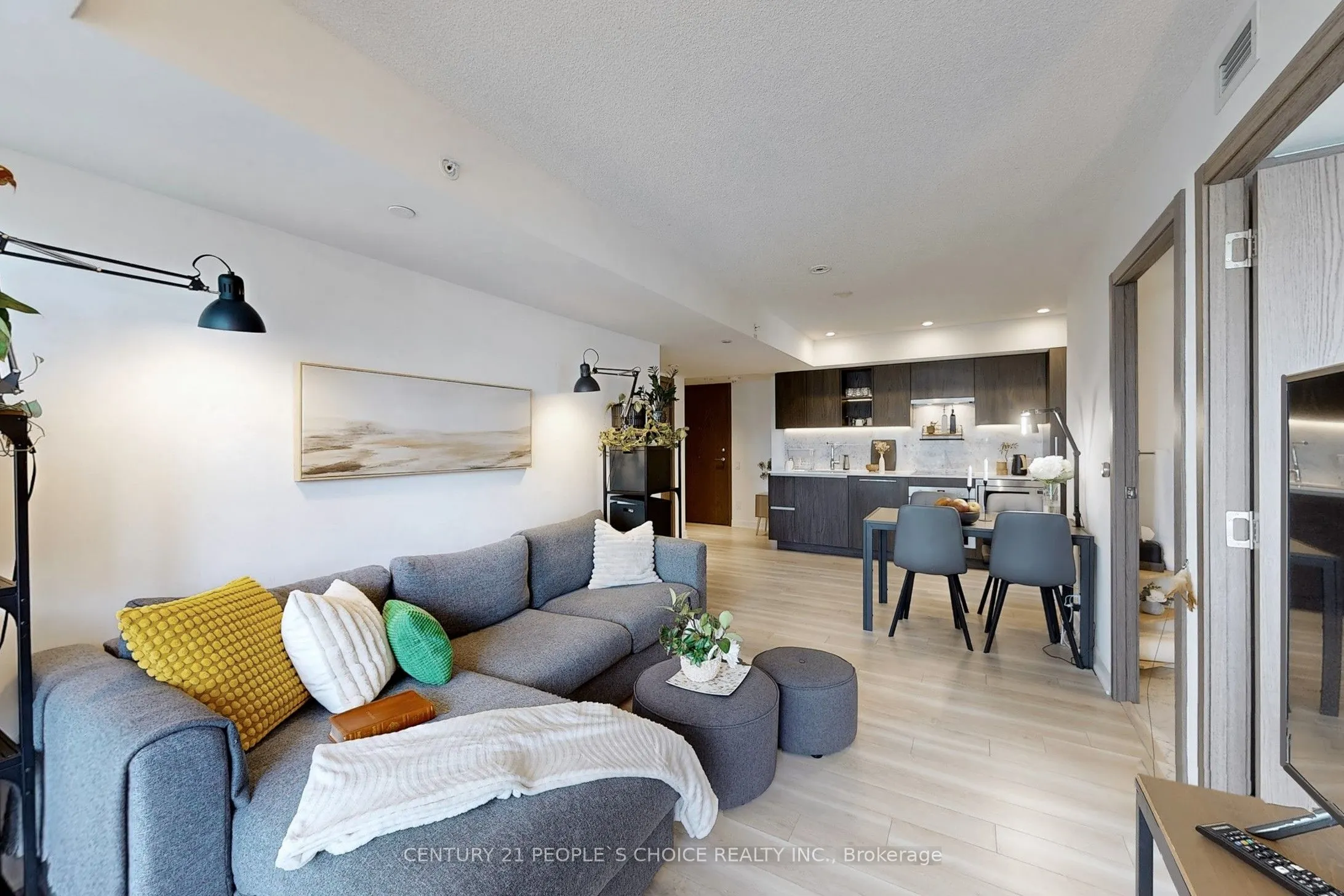 17 Bathurst Street, #1006