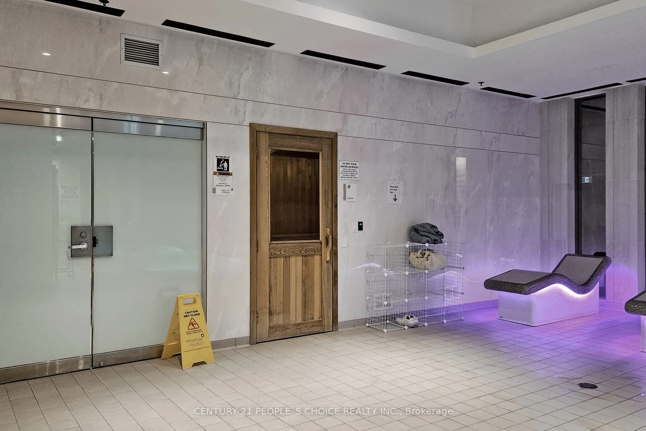 17 Bathurst Street, #1006