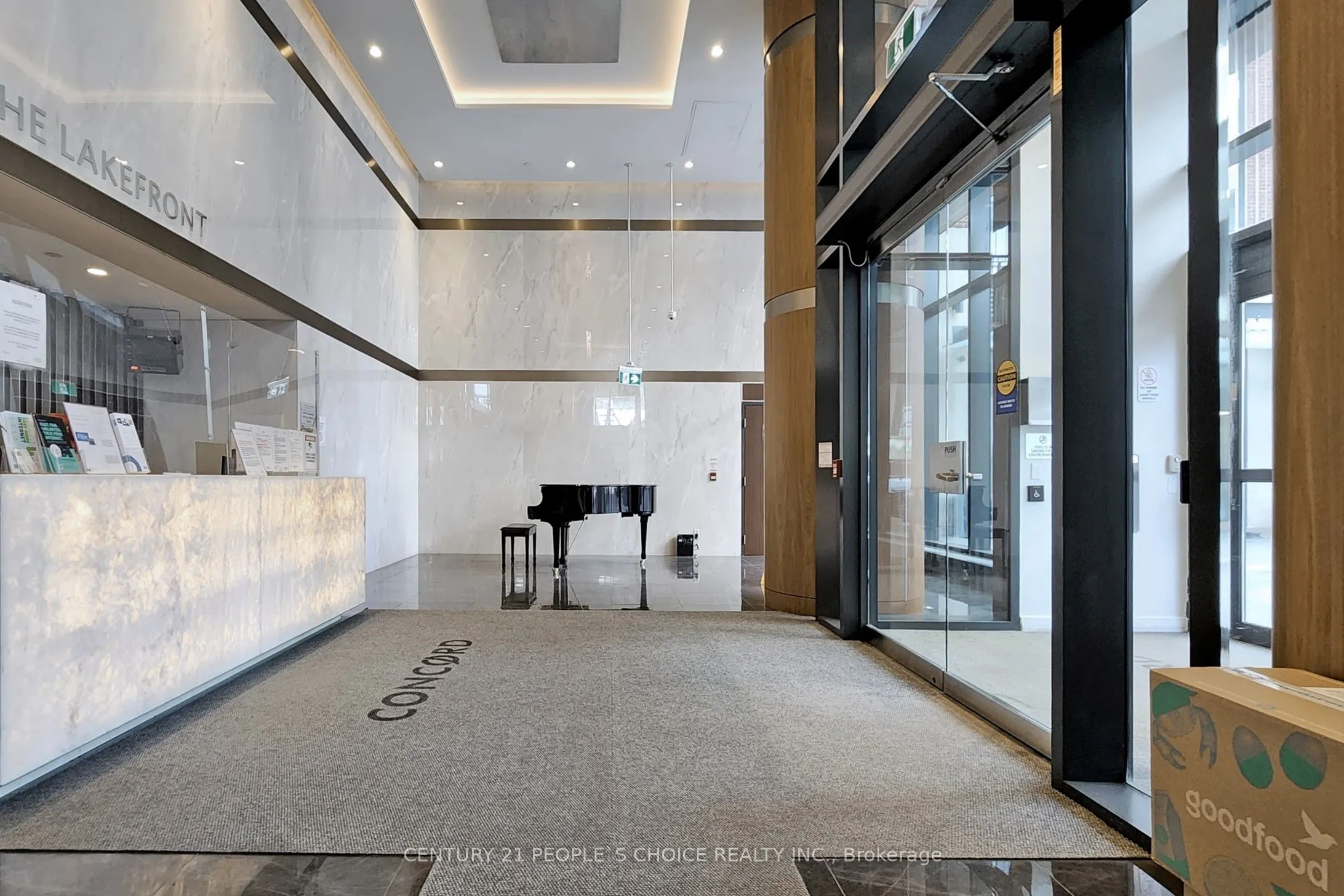 17 Bathurst Street, #1006
