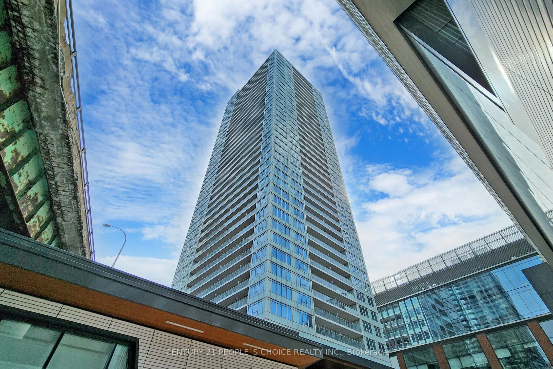 17 Bathurst Street, #1006