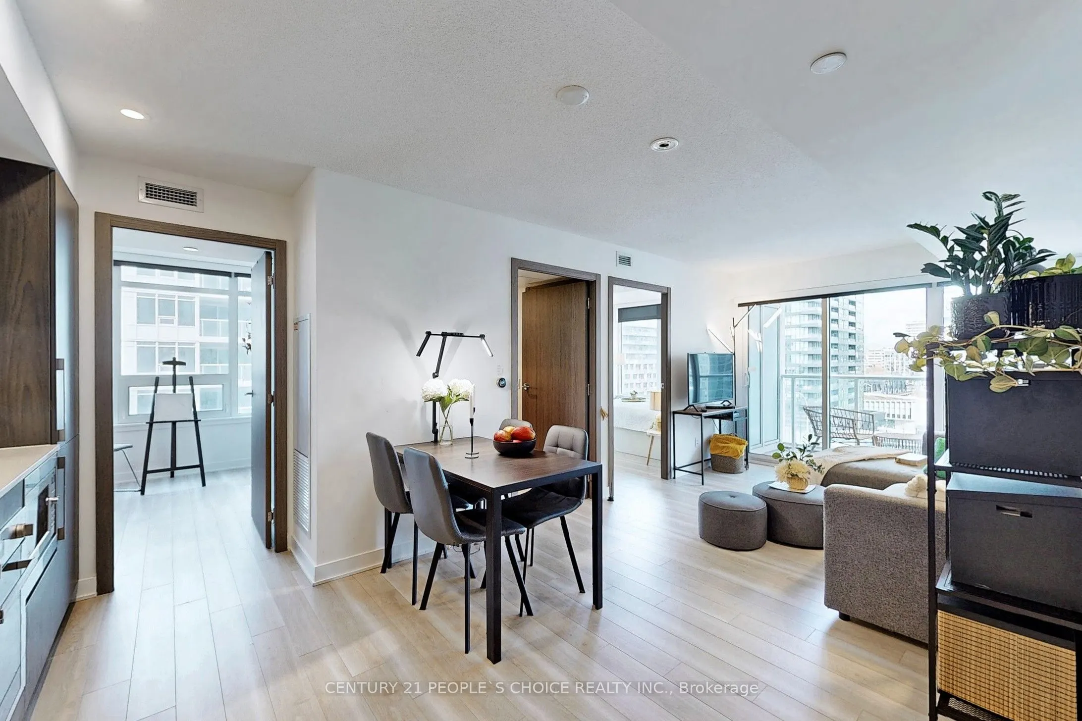 17 Bathurst Street, #1006