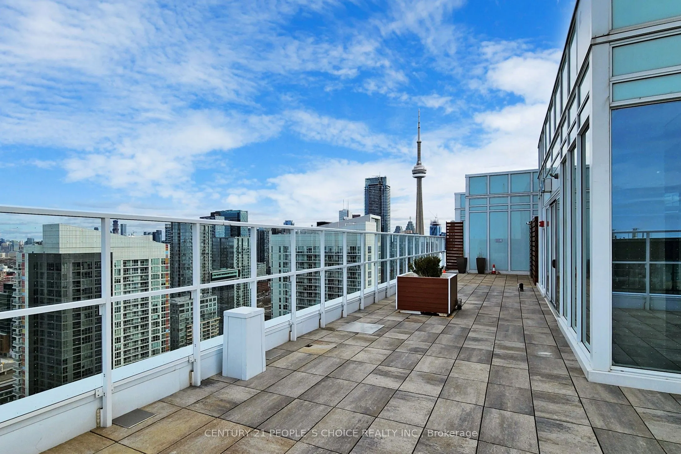 17 Bathurst Street, #1006
