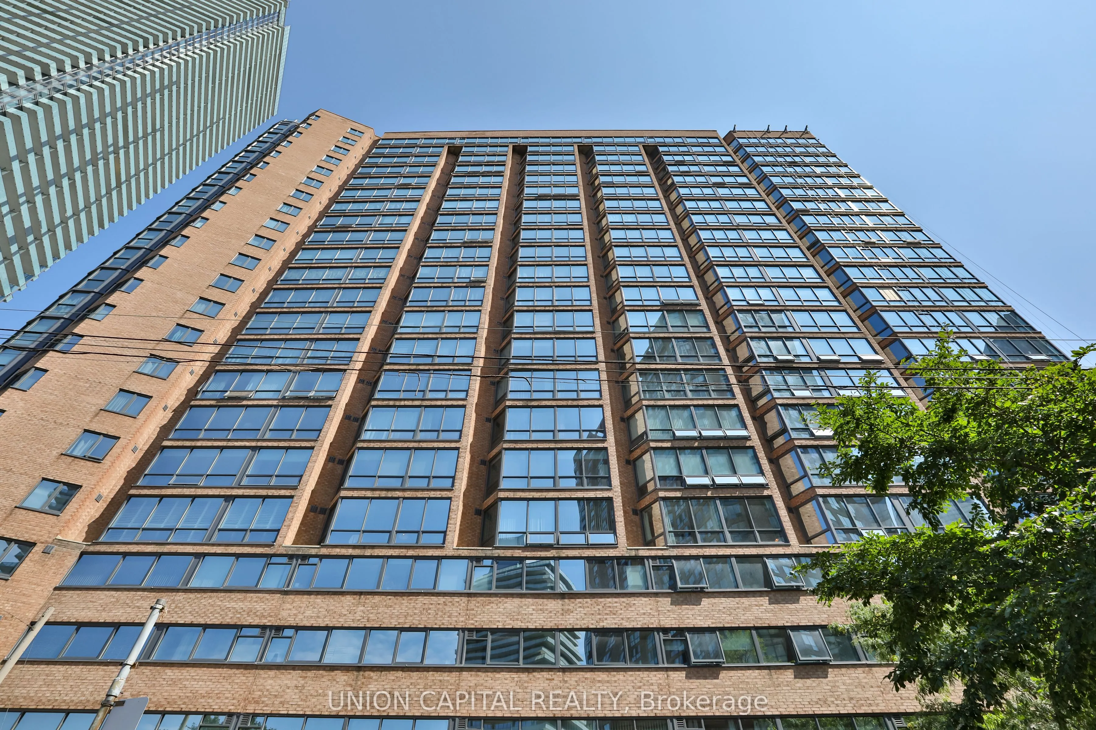 1055 Bay Street, #2209