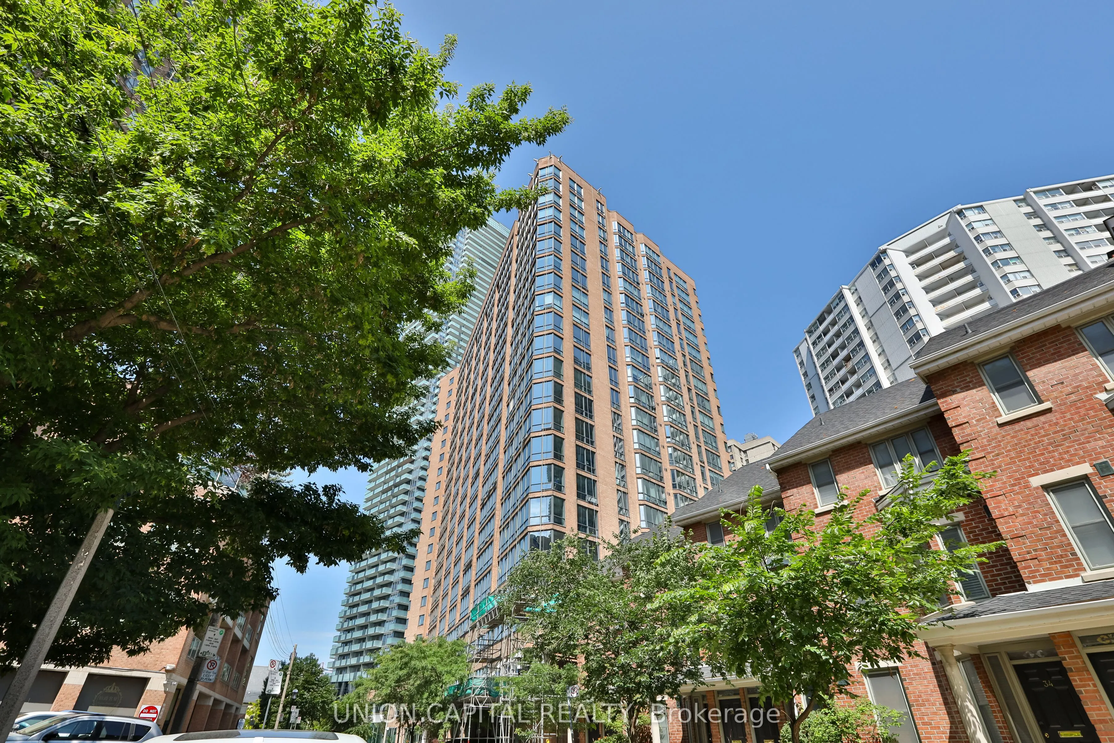 1055 Bay Street, #2209