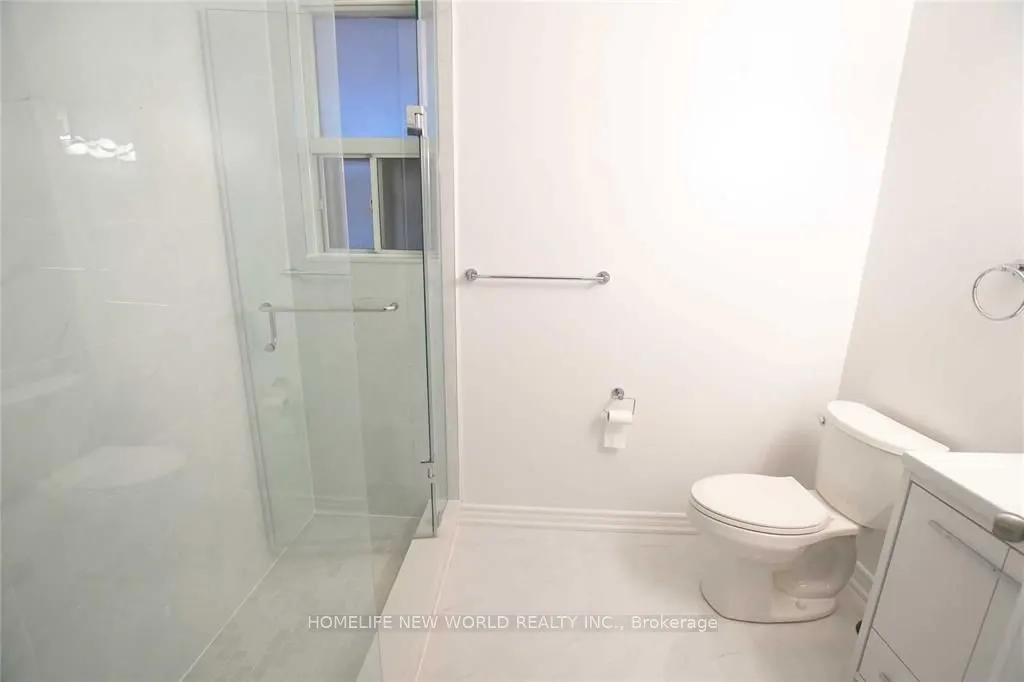 1104 College Street, #2nd floor