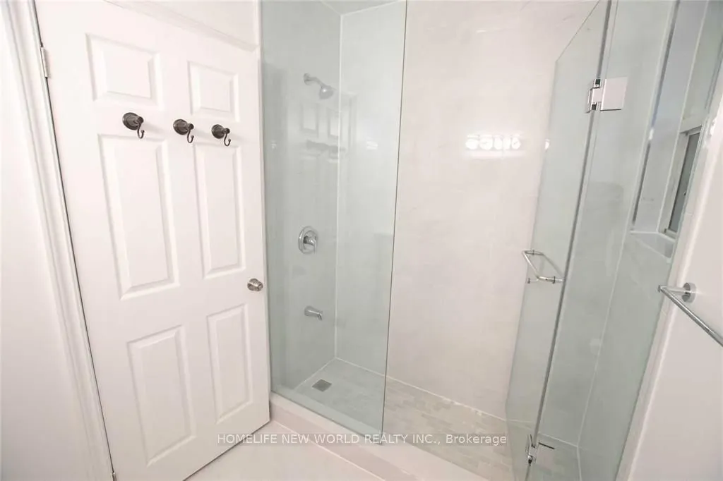 1104 College Street, #2nd floor