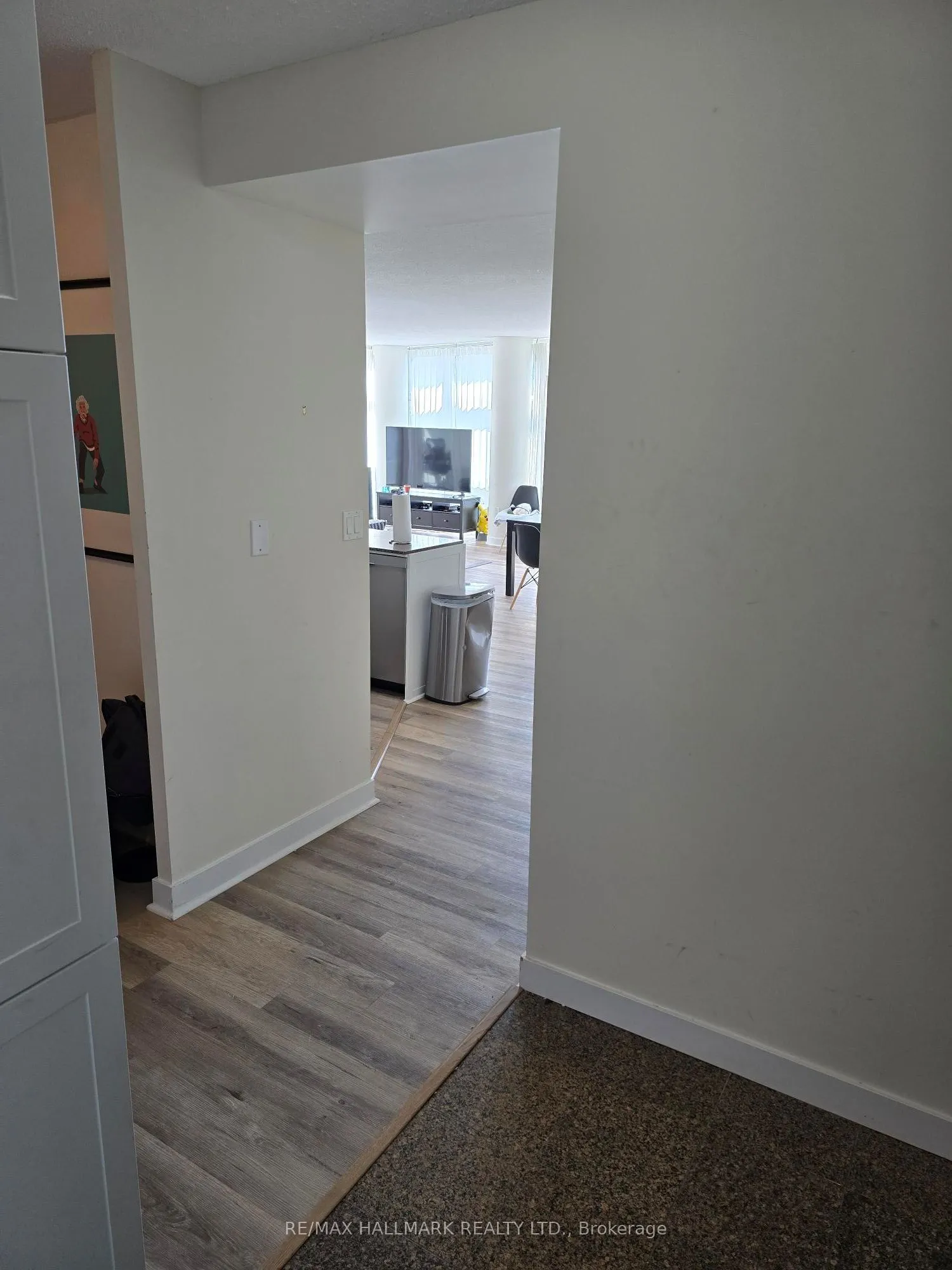 10 Navy Wharf Court, #3712