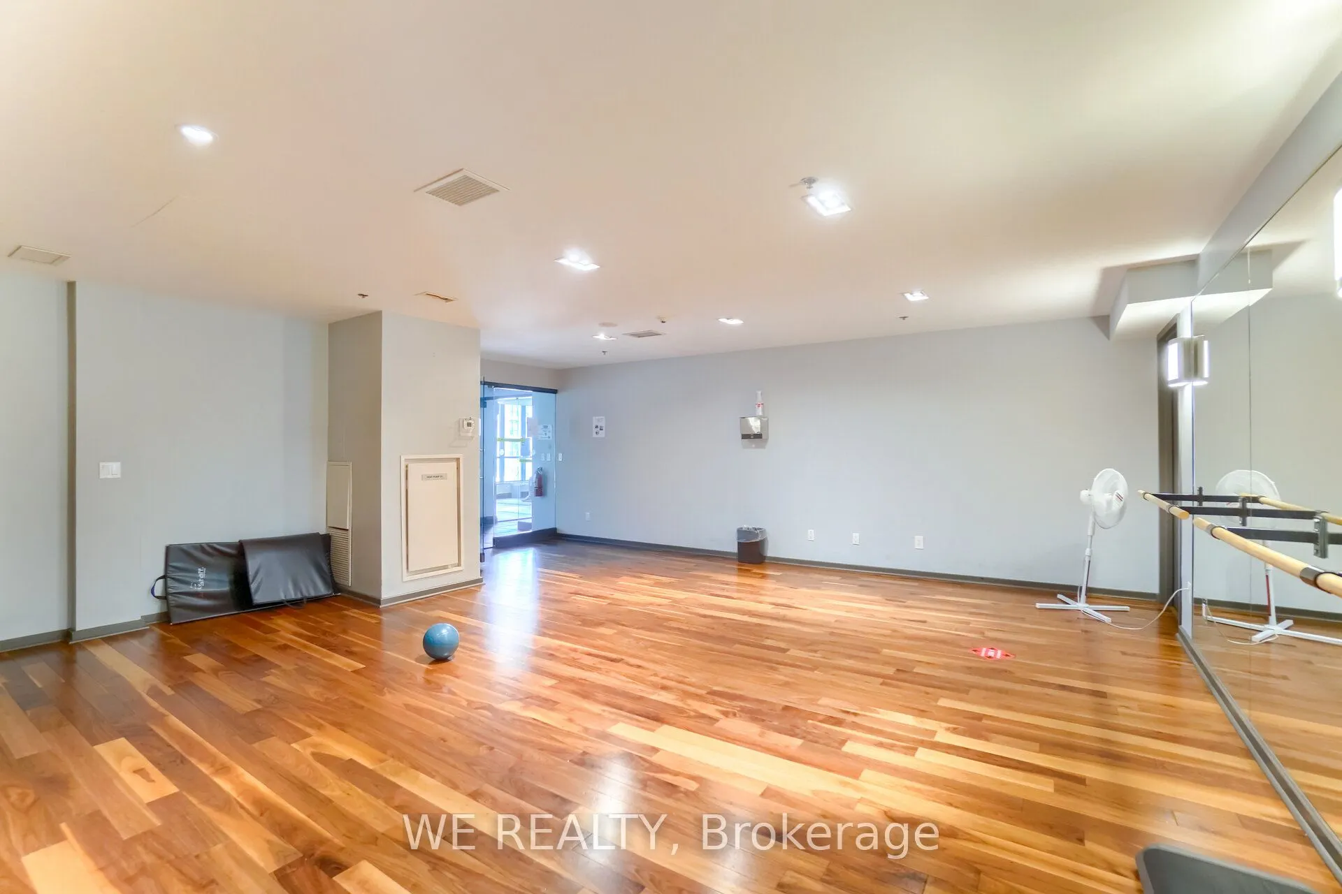 231 Fort York Boulevard, #519