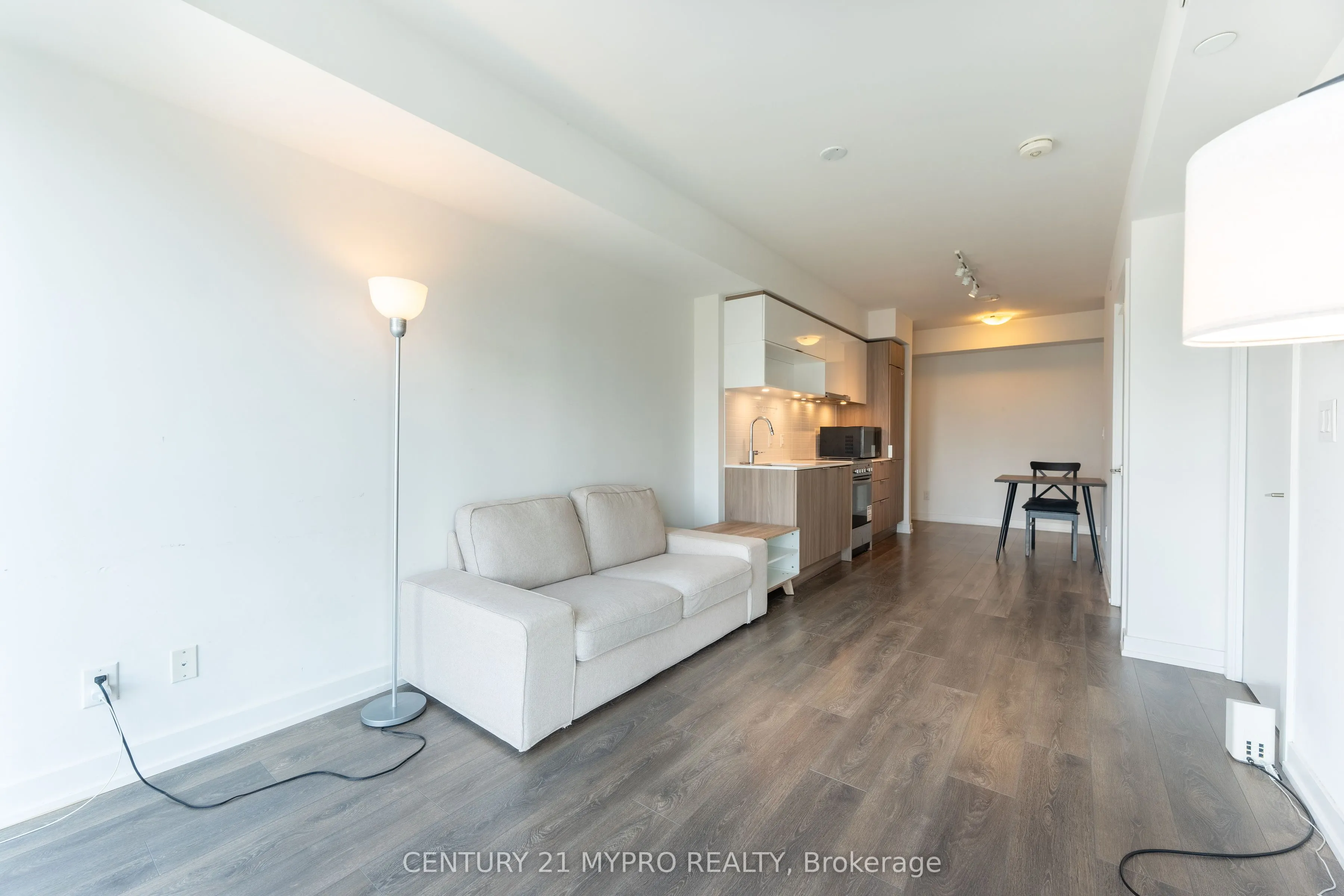 159 Wellesley Street E, #2501