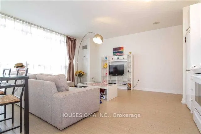 15 Iceboat Terrace, #1032