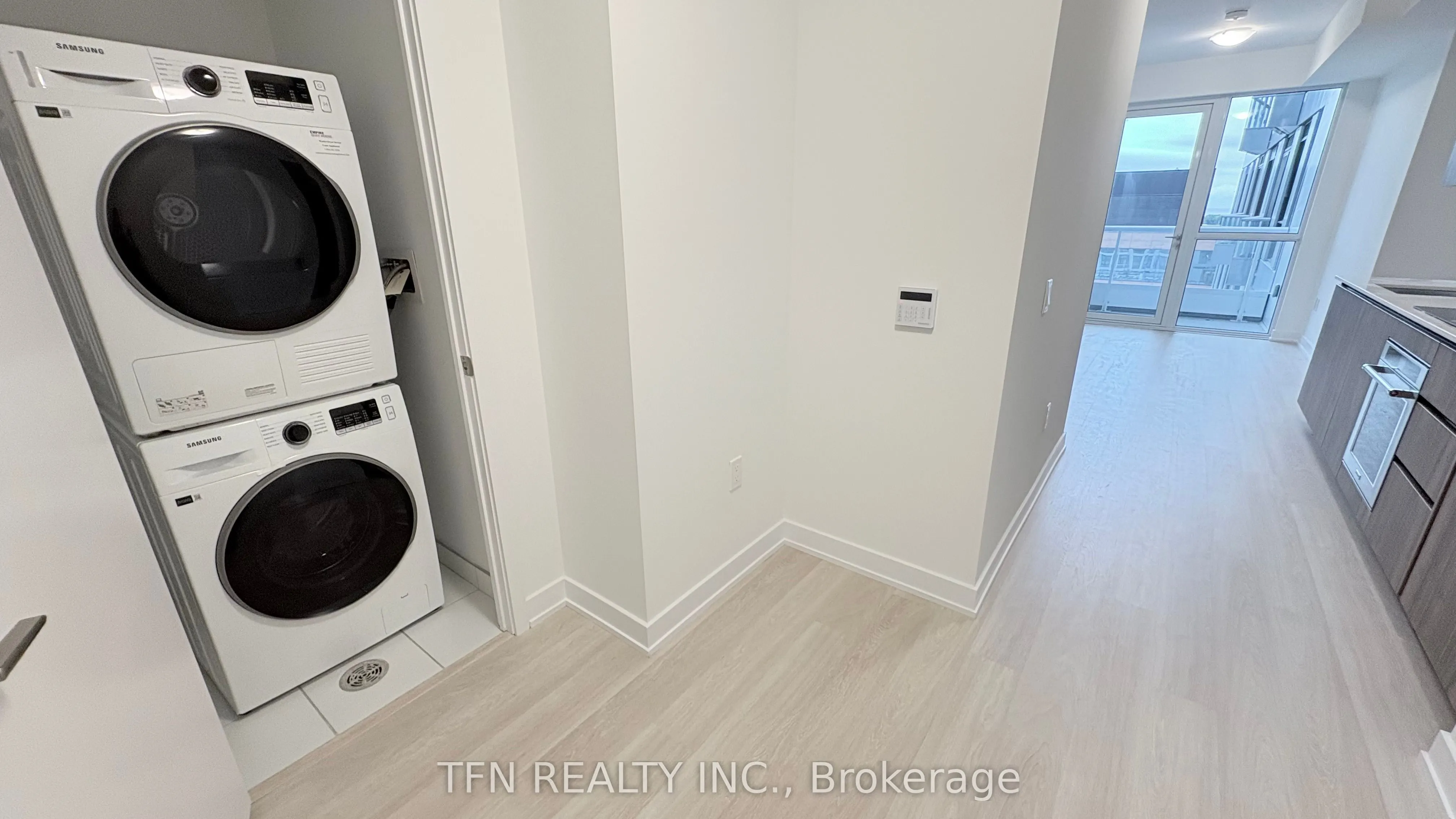 15 Richardson Street, #1609