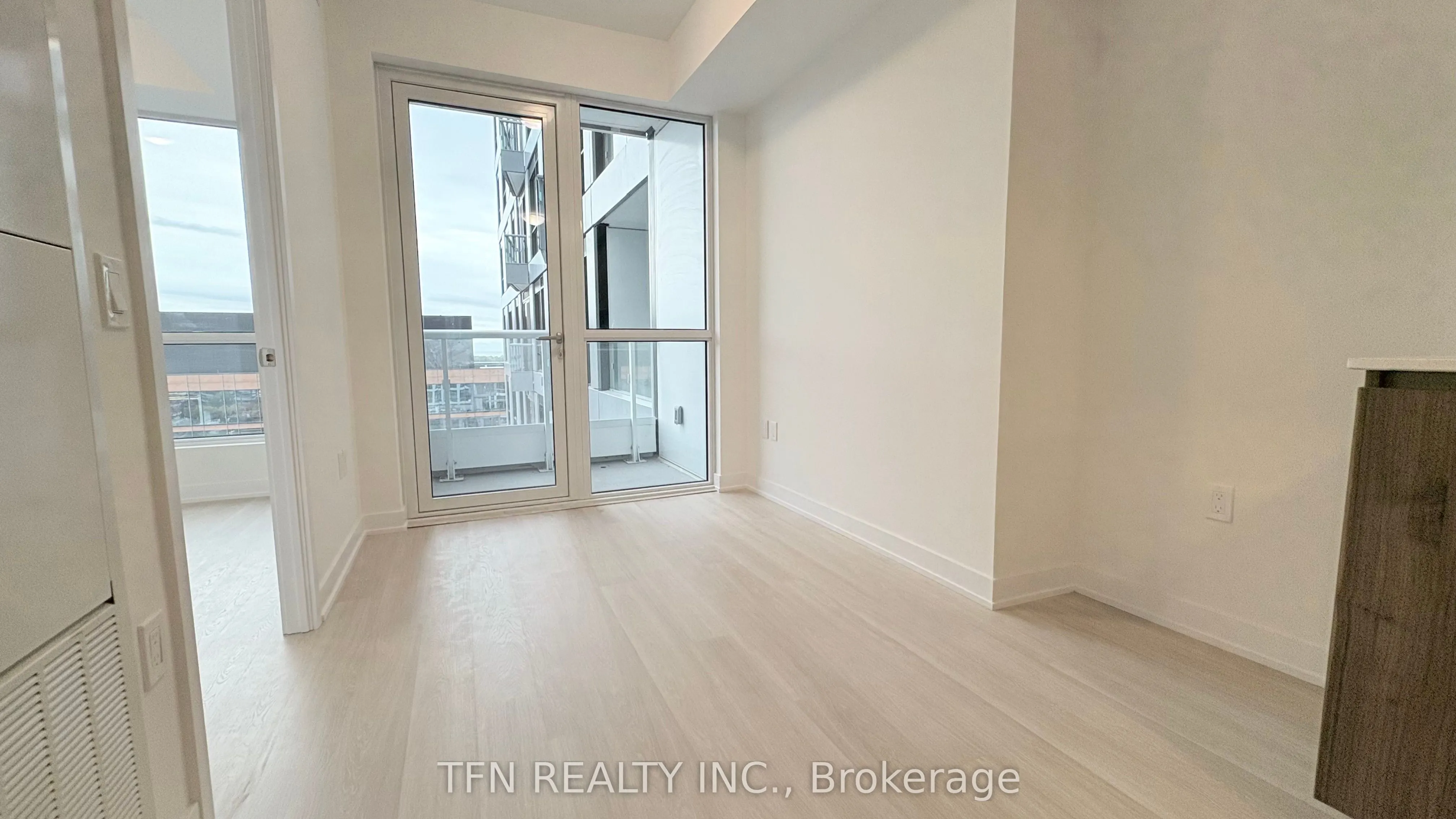 15 Richardson Street, #1609