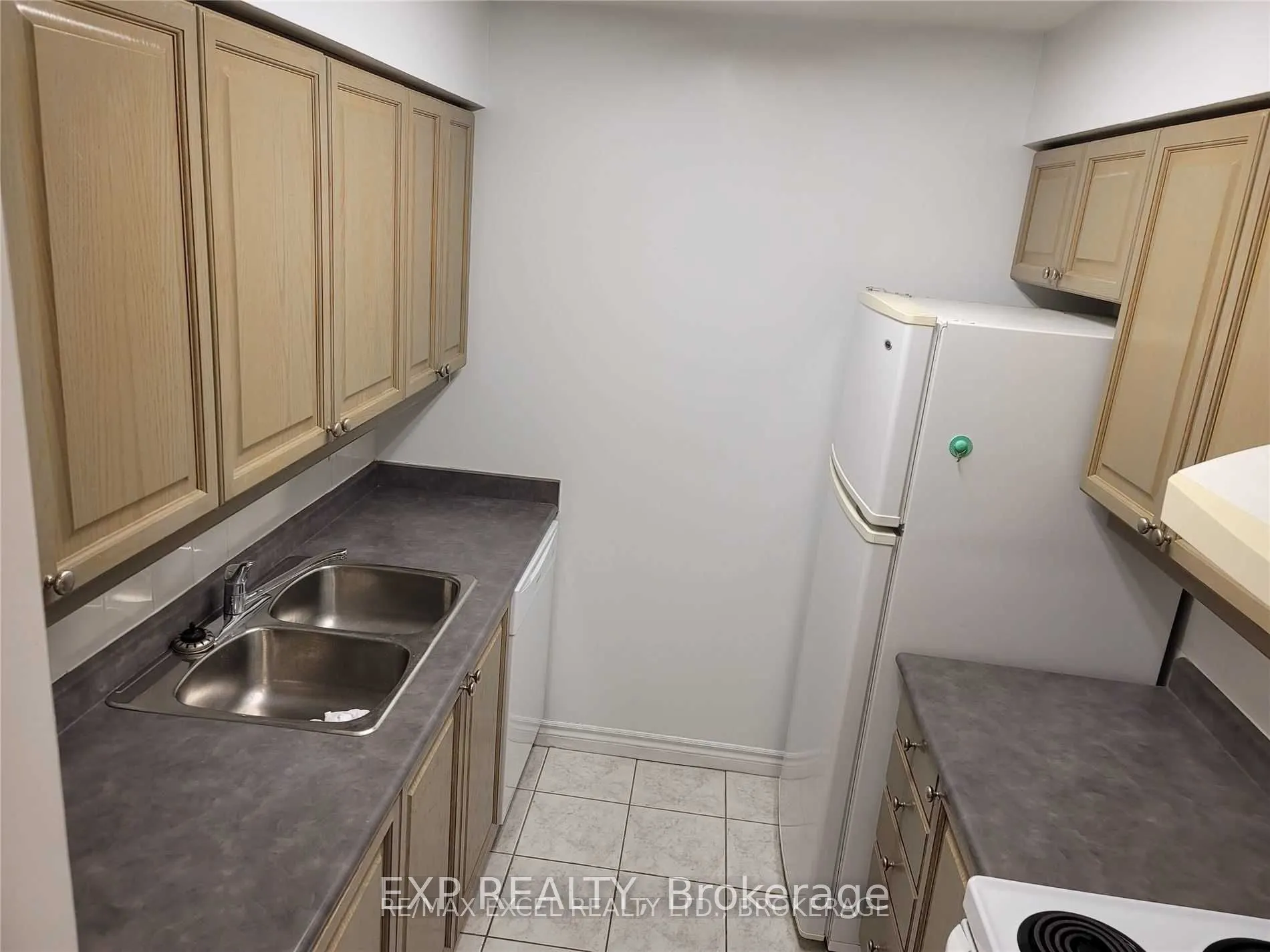 18 Sommerset Way, #1007