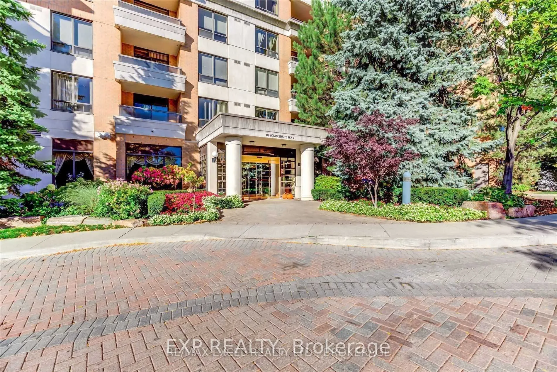 18 Sommerset Way, #1007