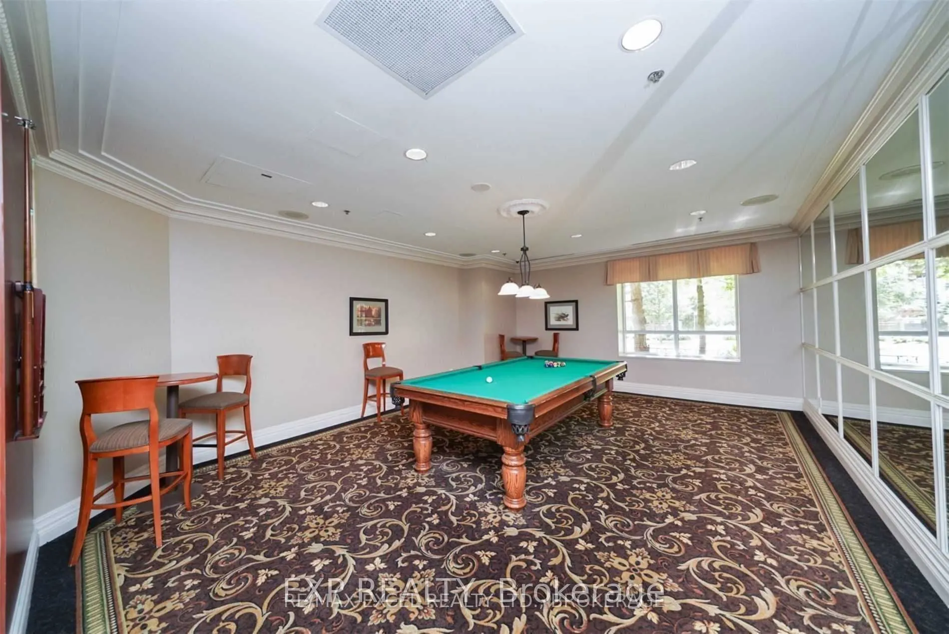 18 Sommerset Way, #1007