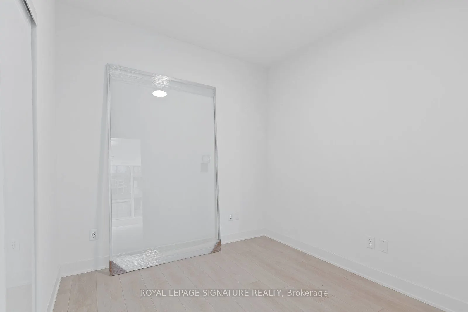35 Mercer Street, #2711