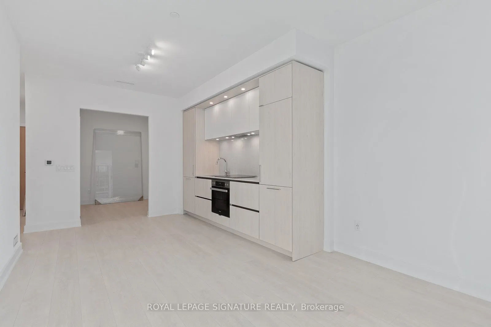 35 Mercer Street, #2711