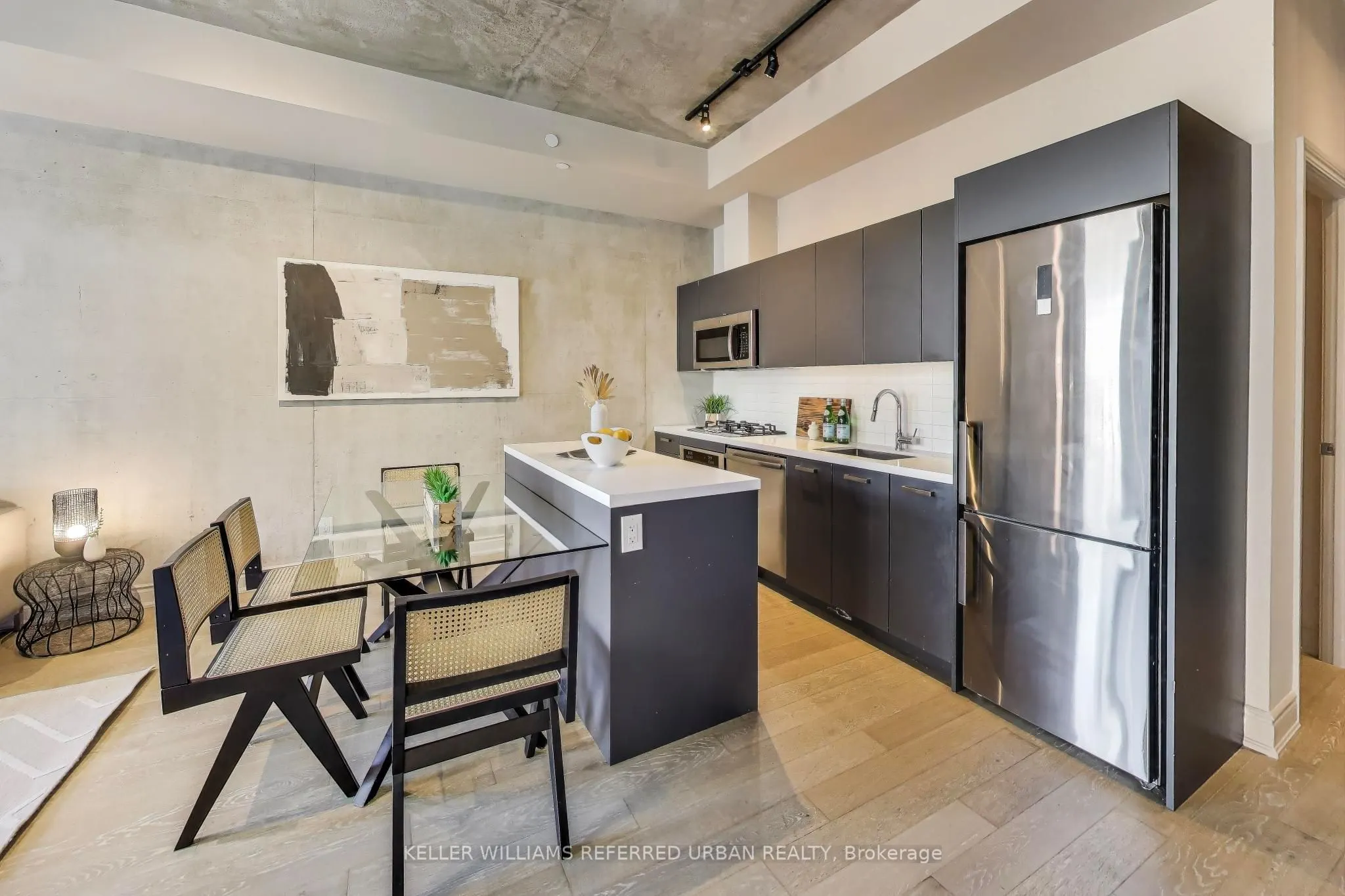 608 Richmond Street W, #616