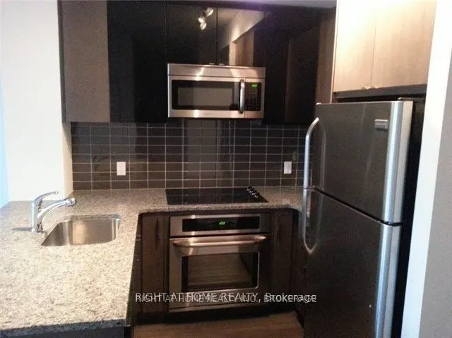 89 Dunfield Avenue, #1204