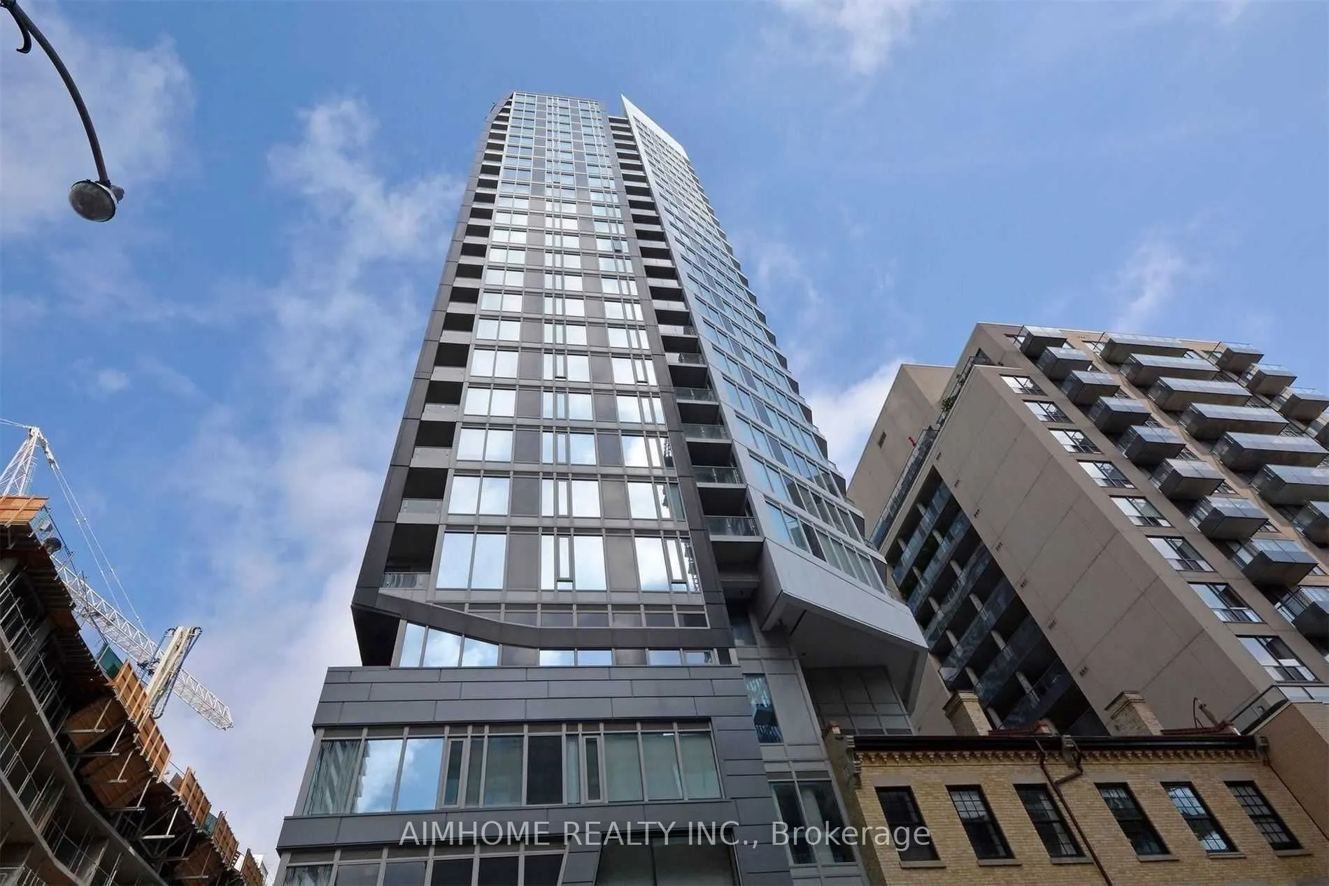 68 Shuter Street, #2705