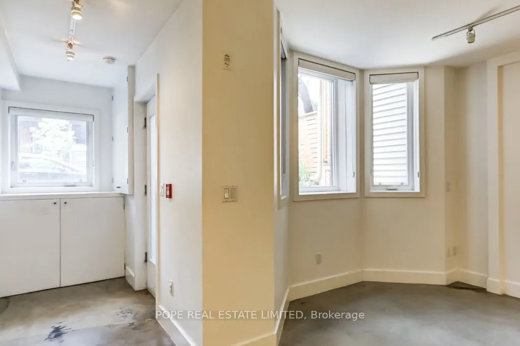 95 Major Street, #Lower