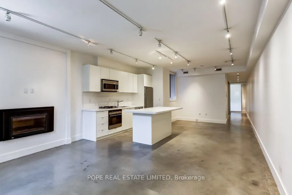 95 Major Street, #Lower