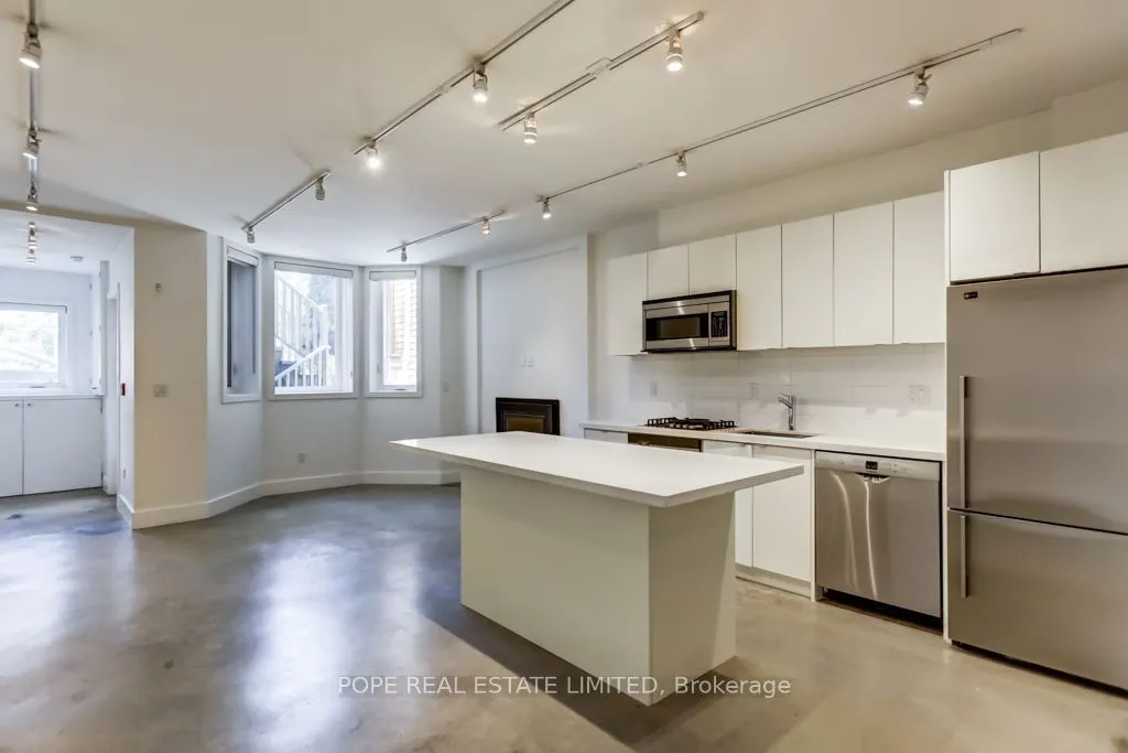 95 Major Street, #Lower