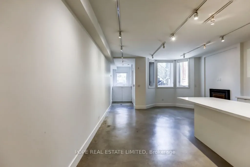 95 Major Street, #Lower