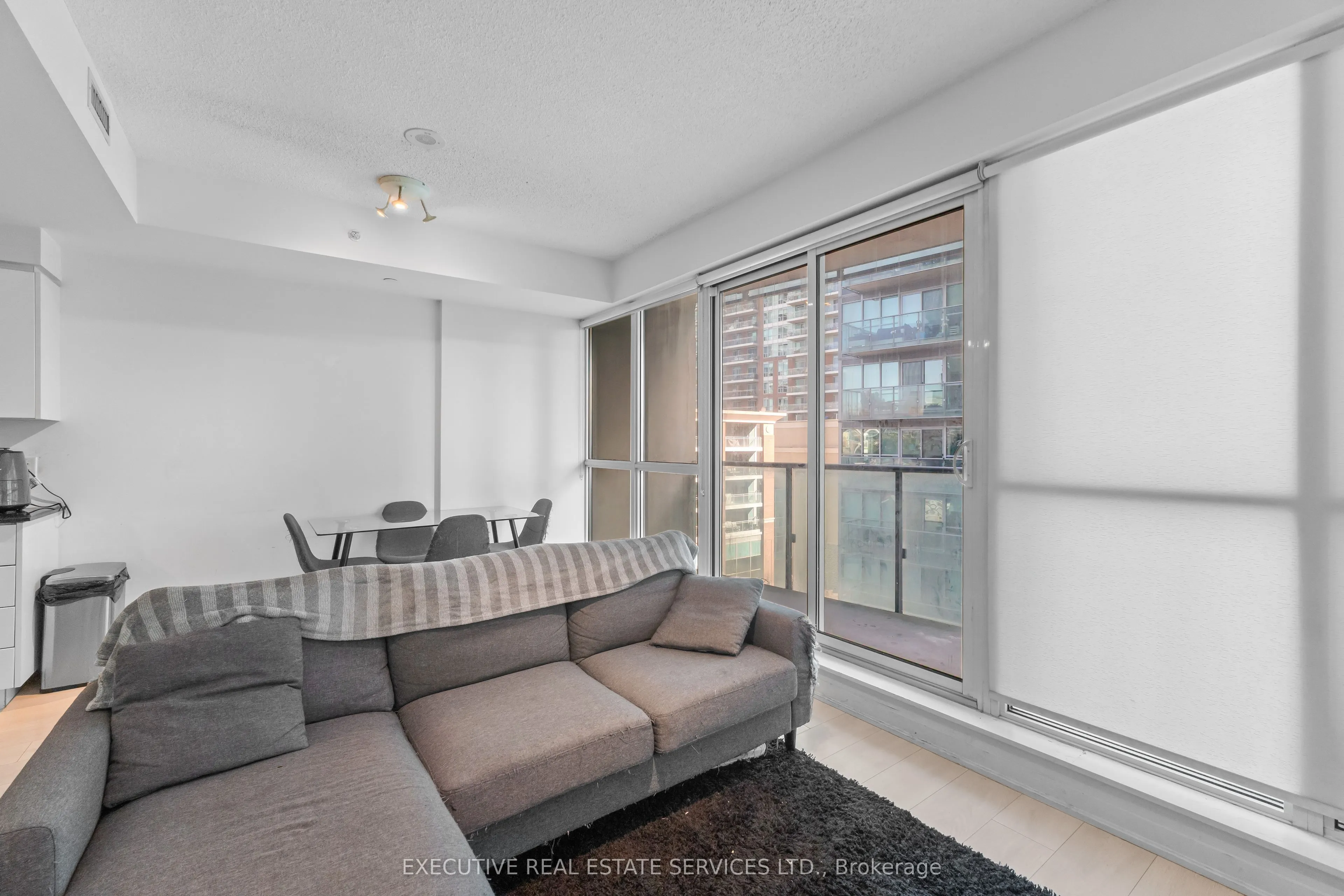 150 East Liberty Street, #605