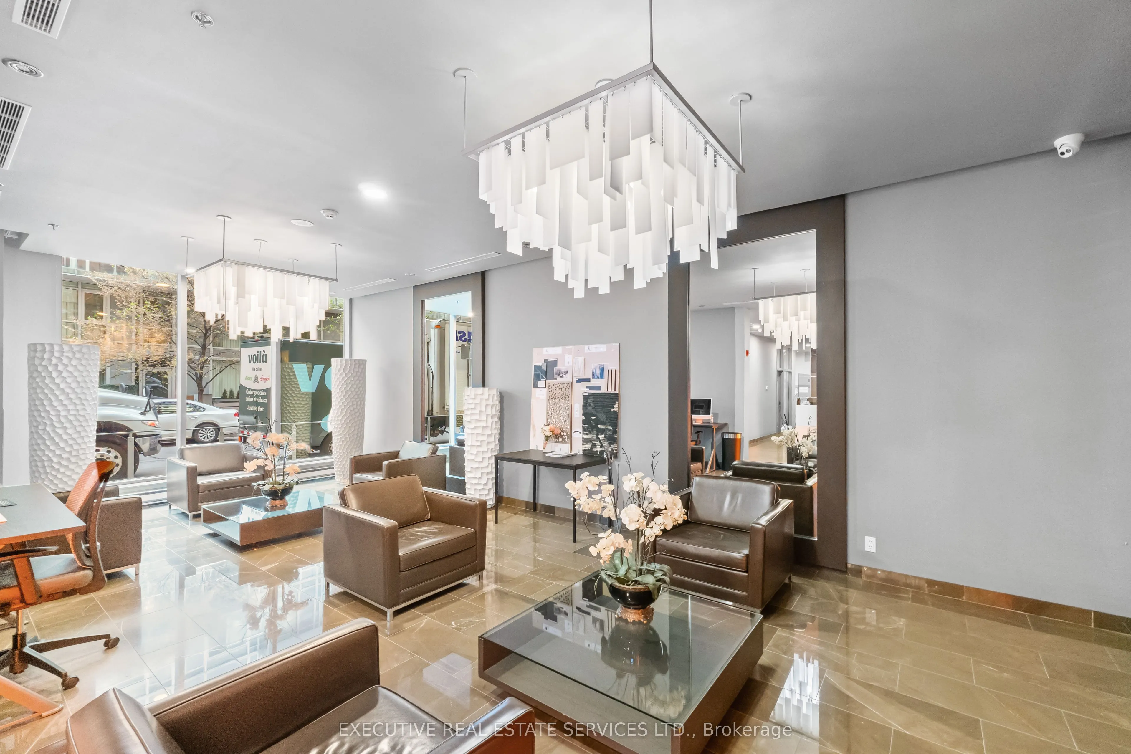 21 Nelson Street, #324