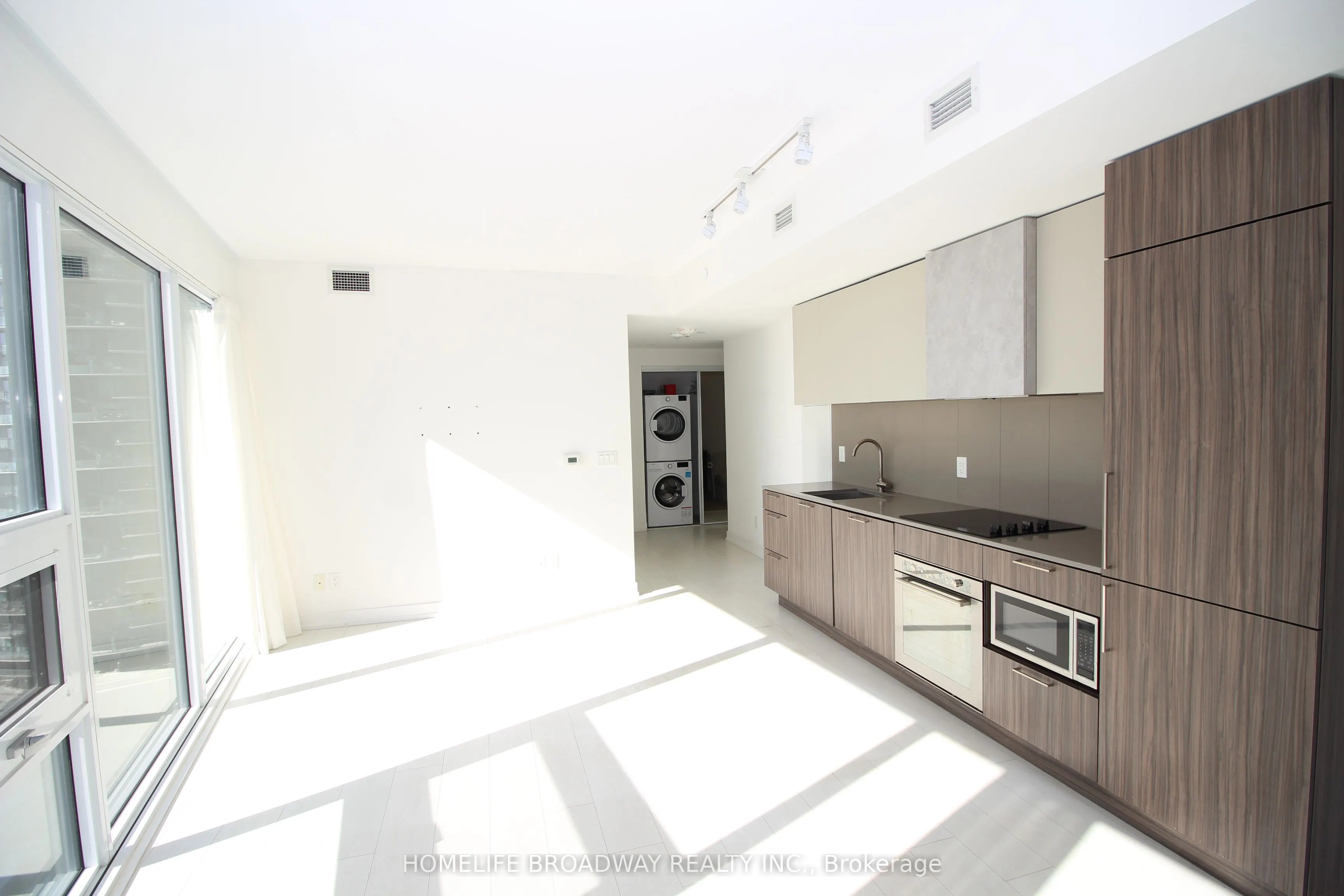 19 Western Battery Road, #1706