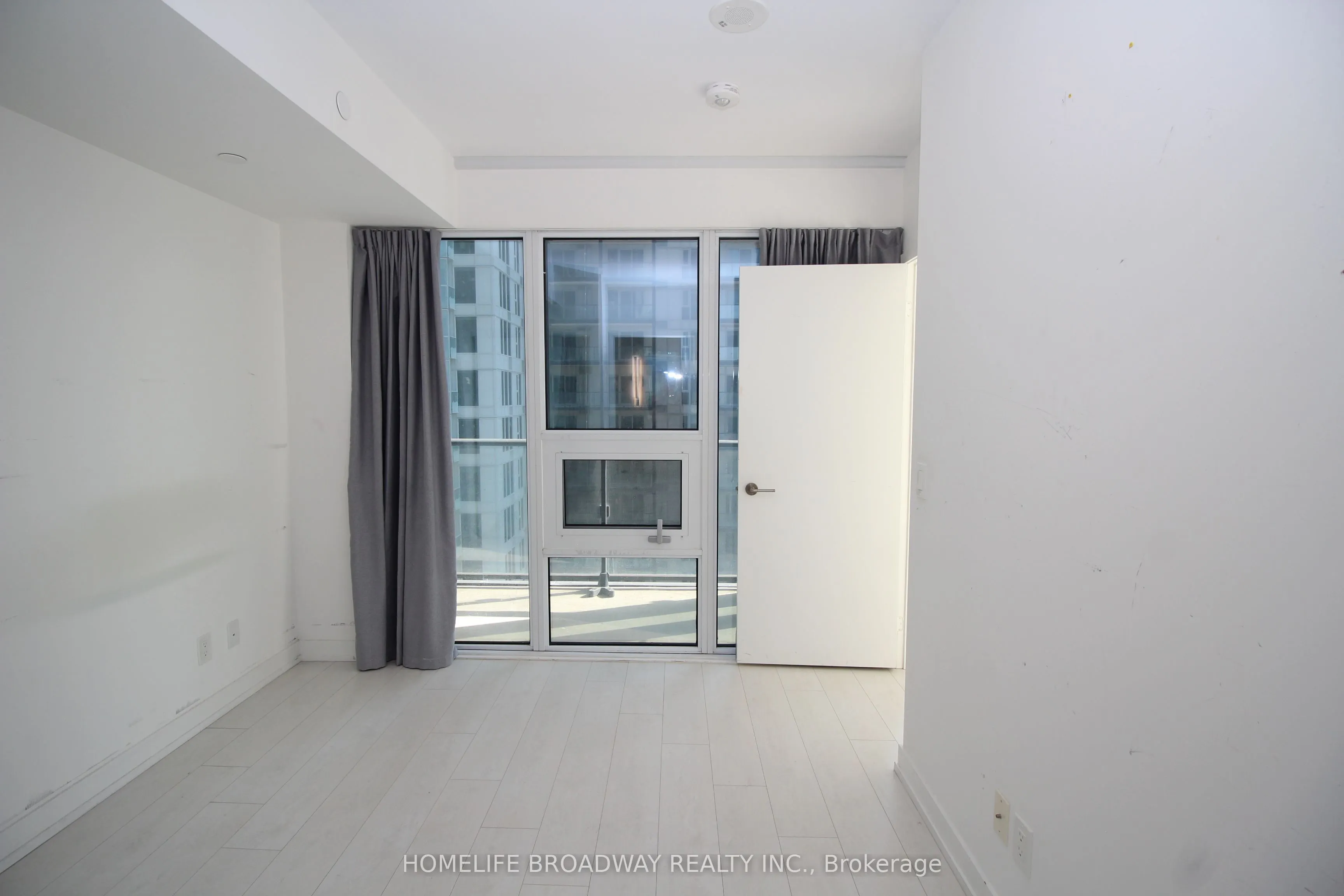 19 Western Battery Road, #1706