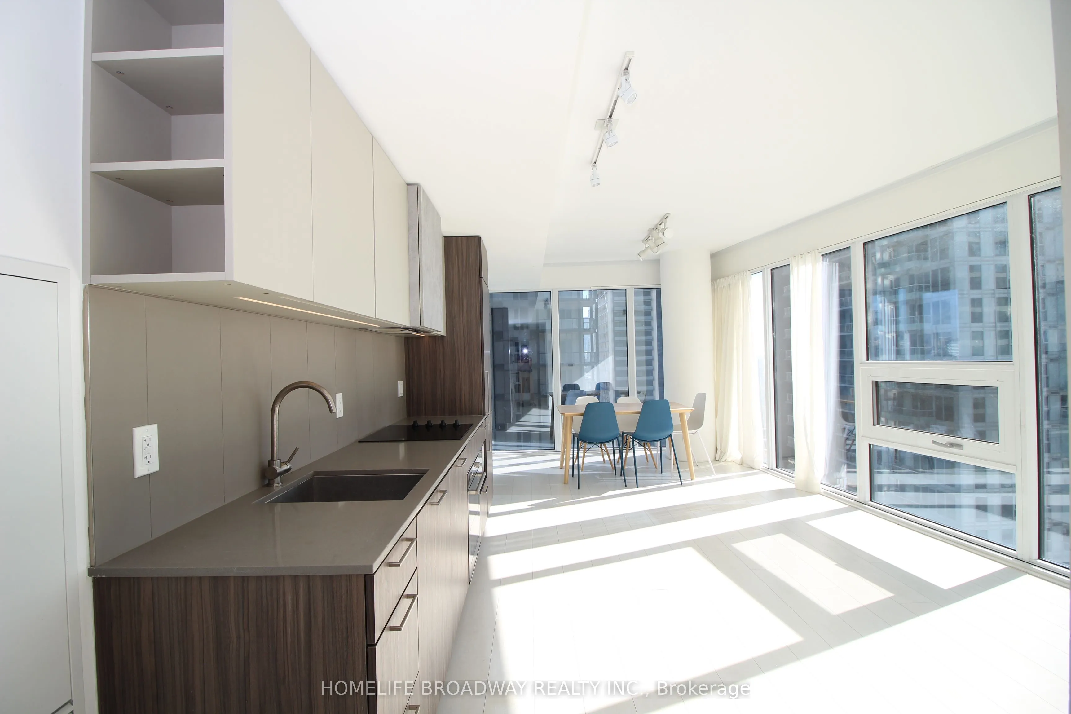 19 Western Battery Road, #1706