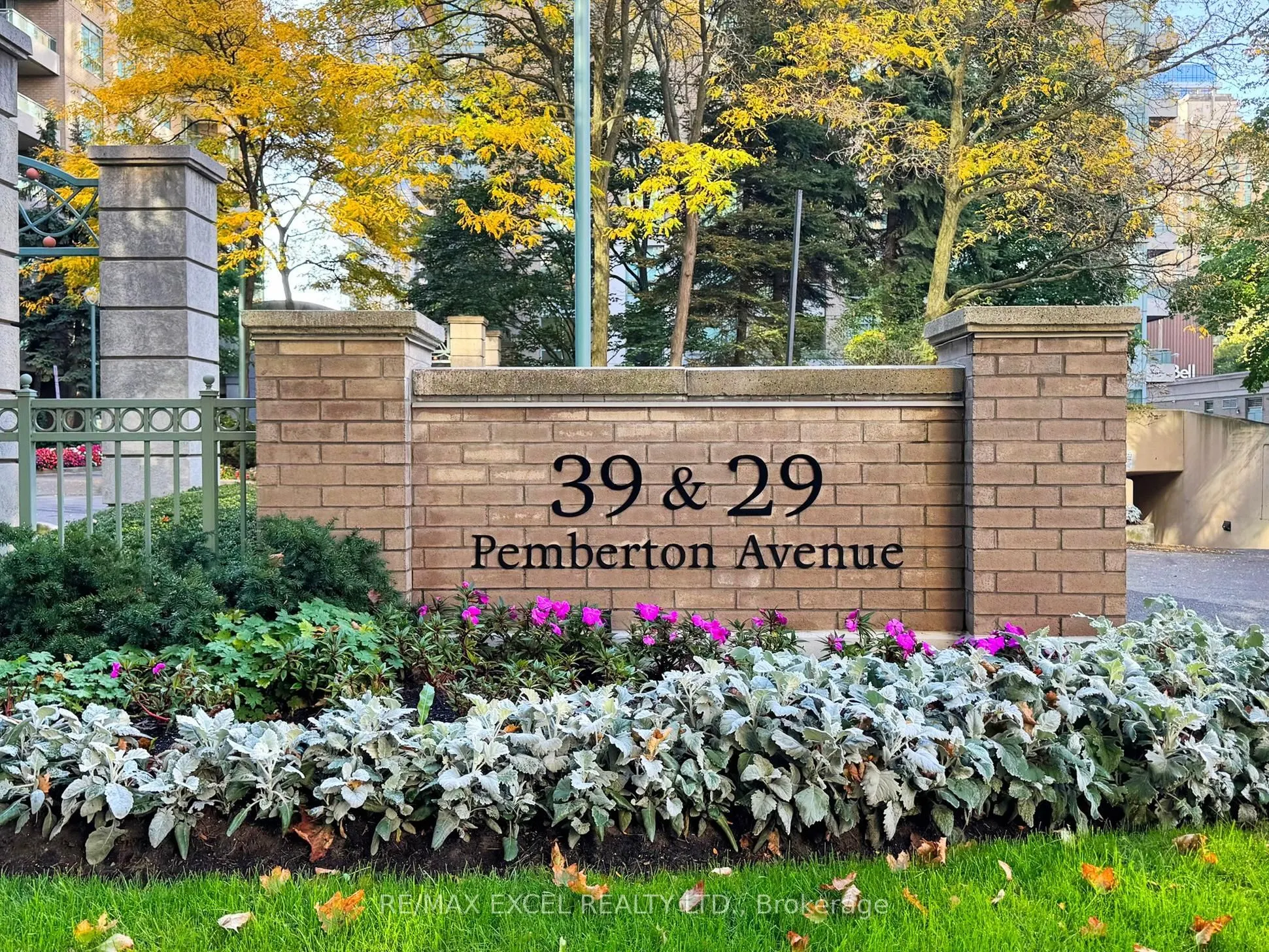 29 Pemberton Avenue, #707