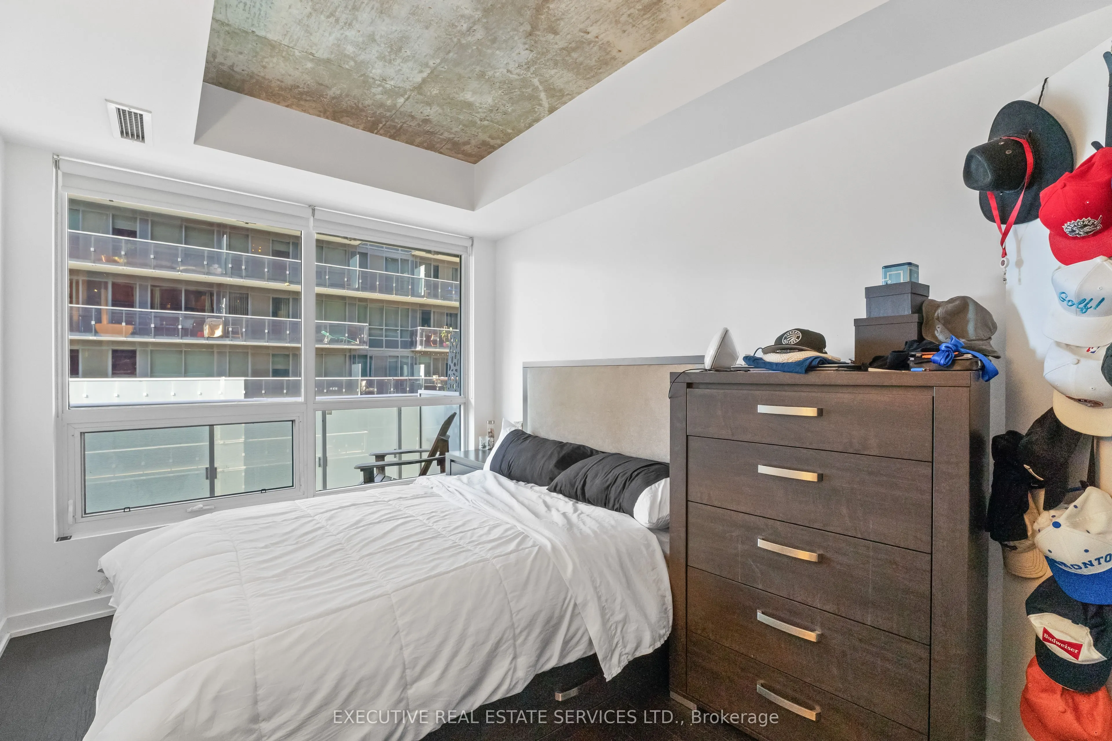1030 King Street W, #721